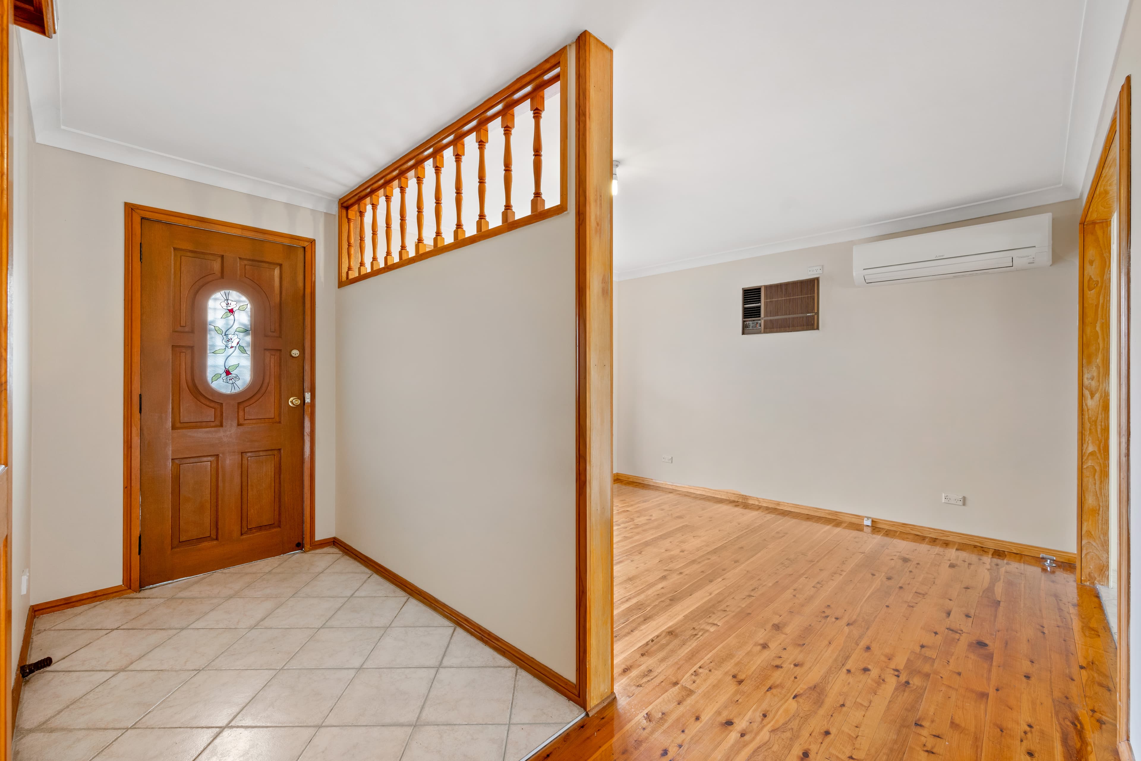 38 Warburton Crescent, Werrington County, Werrington County - Thumbnail 3