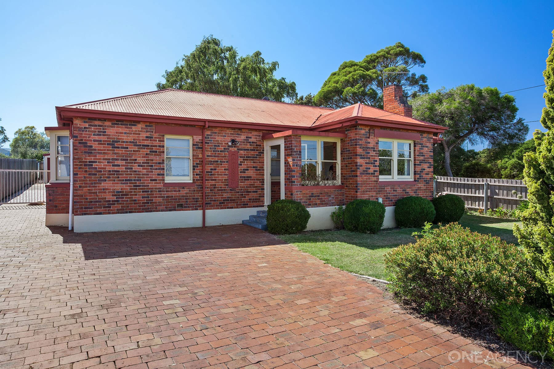 46 Alanvale Road, Newnham, Newnham - Image 1