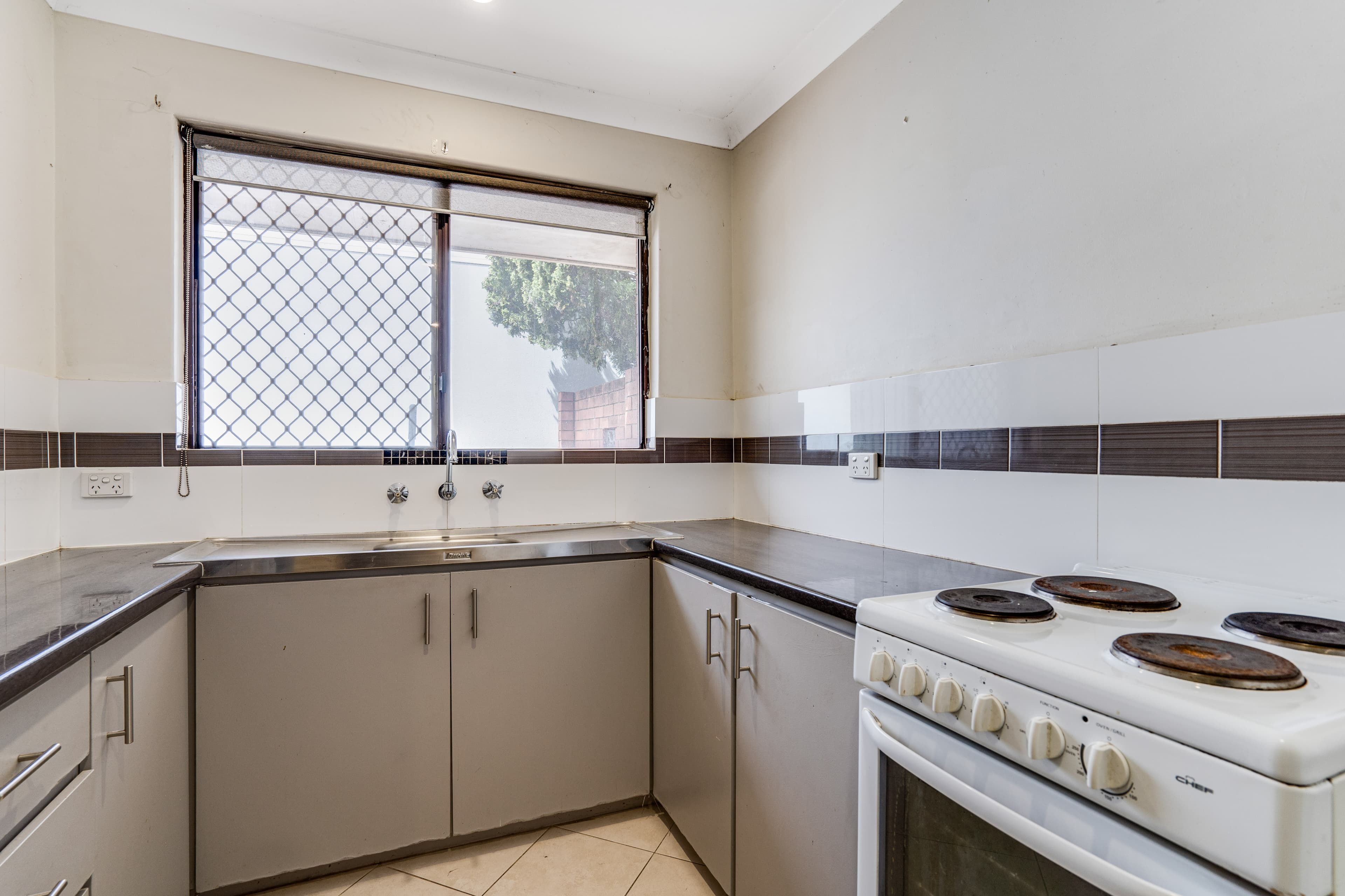 2/200 Edward Street, Osborne Park, Osborne Park - Thumbnail 2