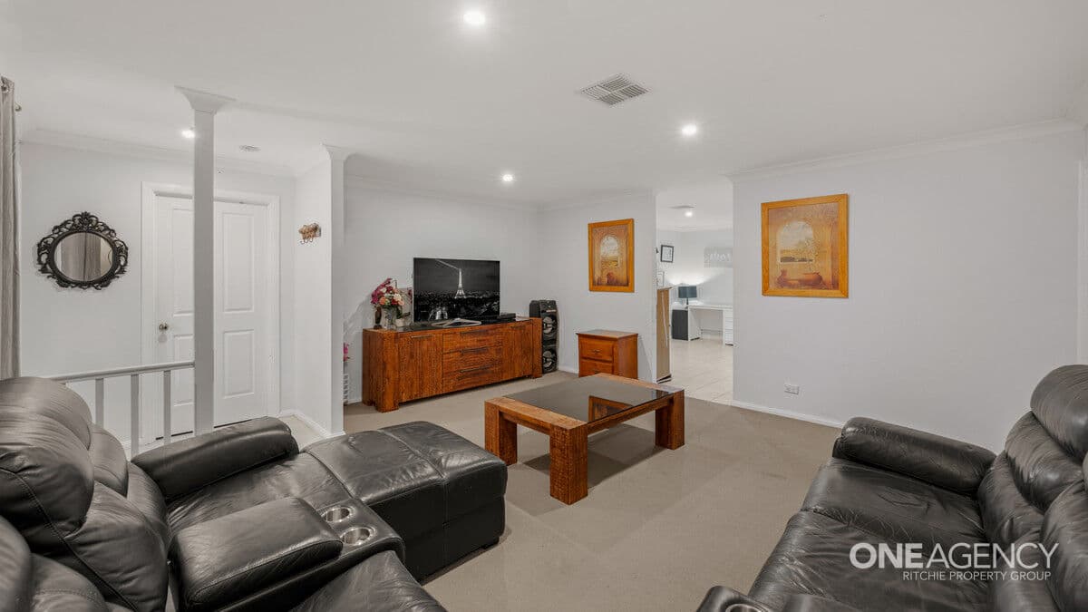 4 Roberts Parade, Hawkesbury Heights, Hawkesbury Heights - Thumbnail 6