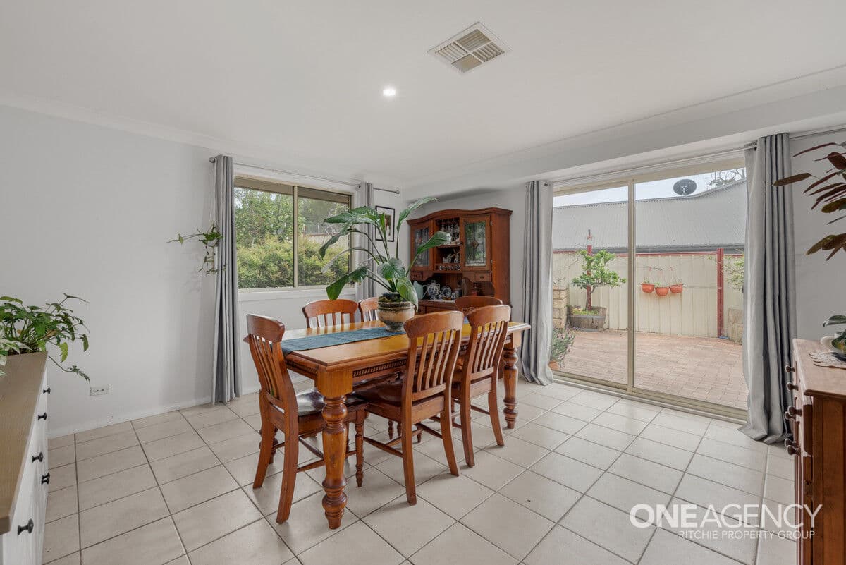 4 Roberts Parade, Hawkesbury Heights, Hawkesbury Heights - Thumbnail 7