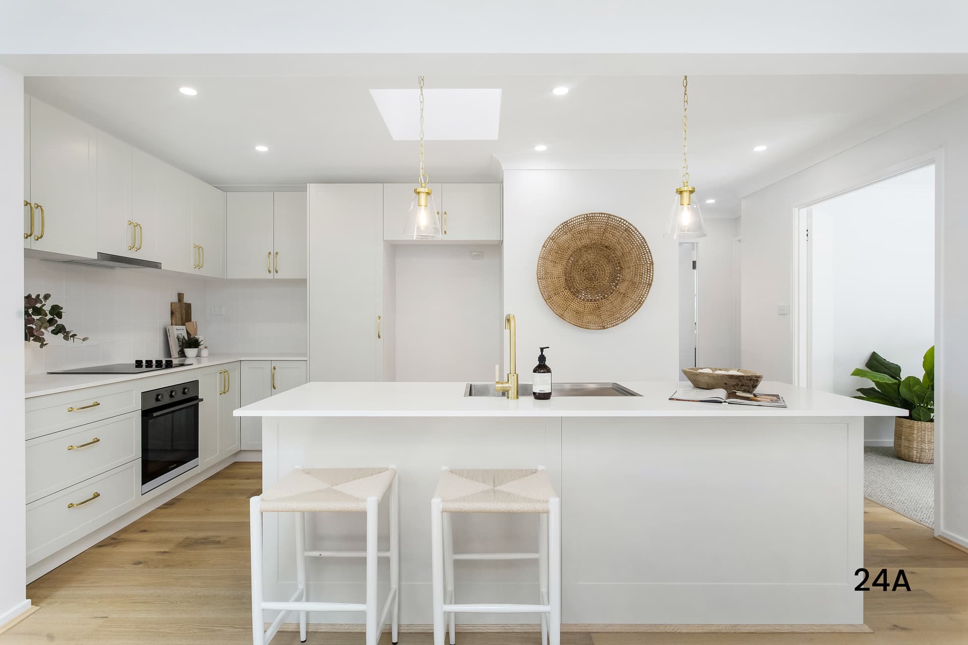 24a  McCauley Street, Thirroul, Thirroul - Thumbnail 5