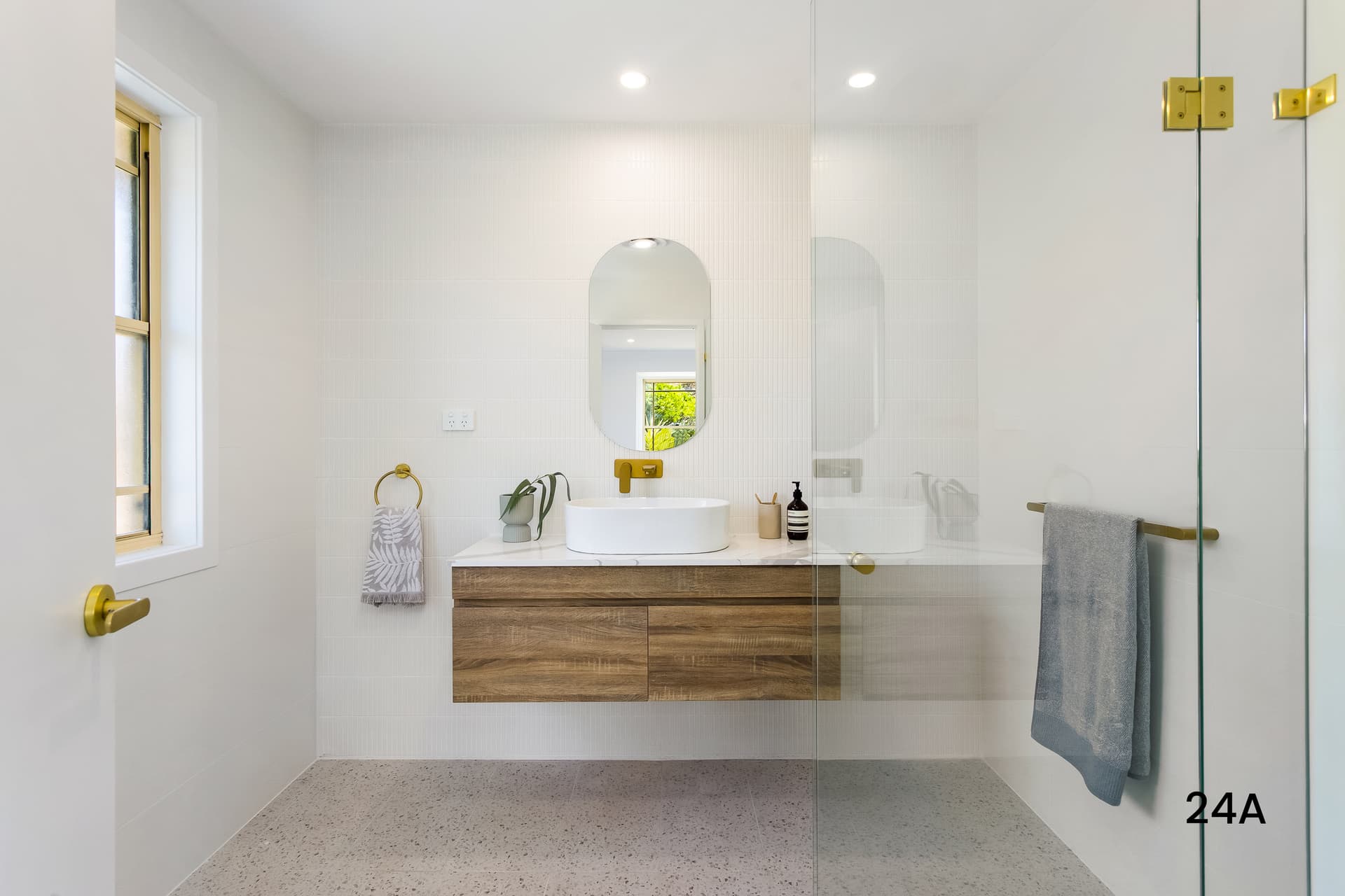 24a  McCauley Street, Thirroul, Thirroul - Thumbnail 8
