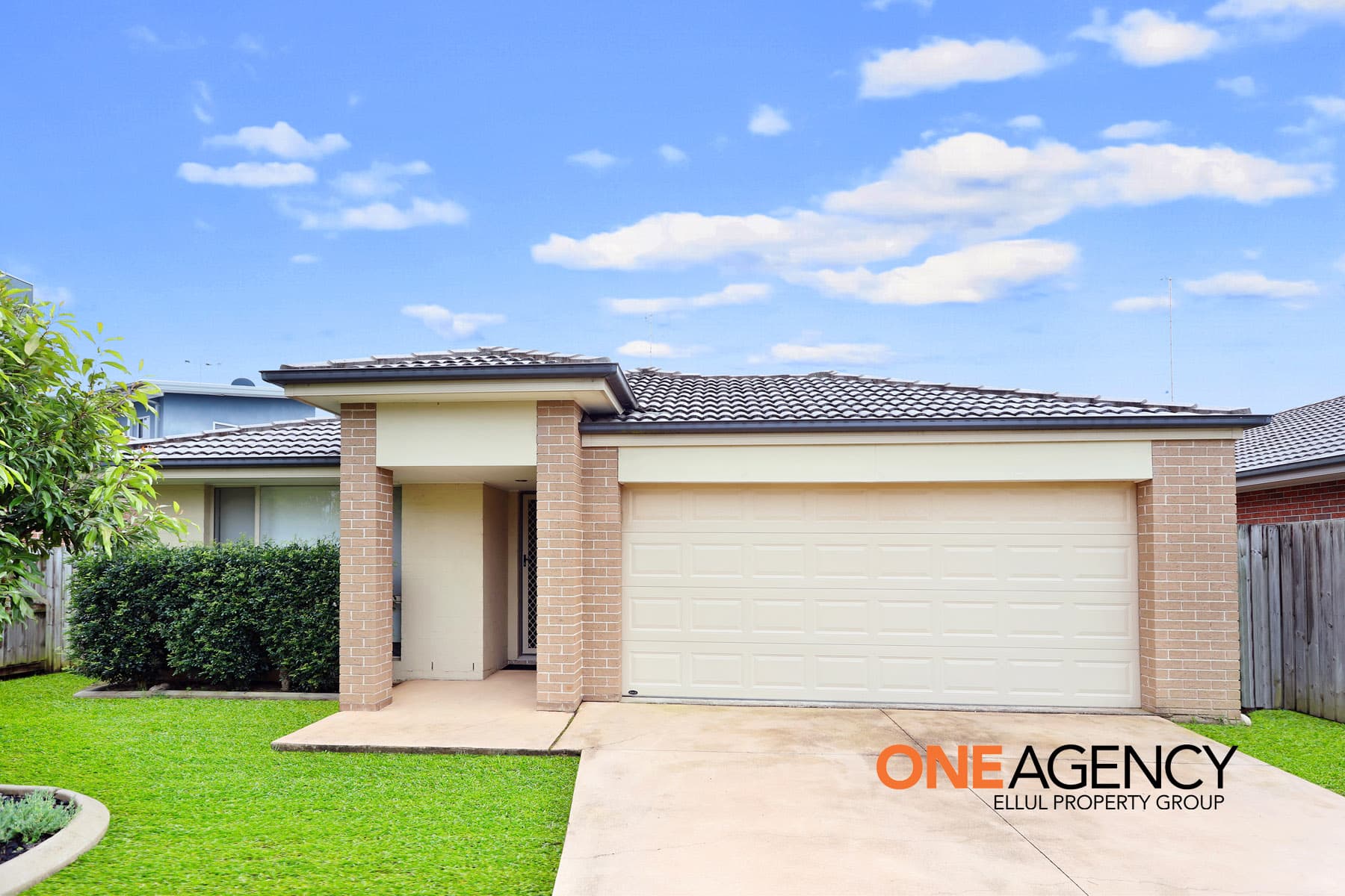 12 Tall Trees Drive, Glenmore Park, Glenmore Park - Image 1