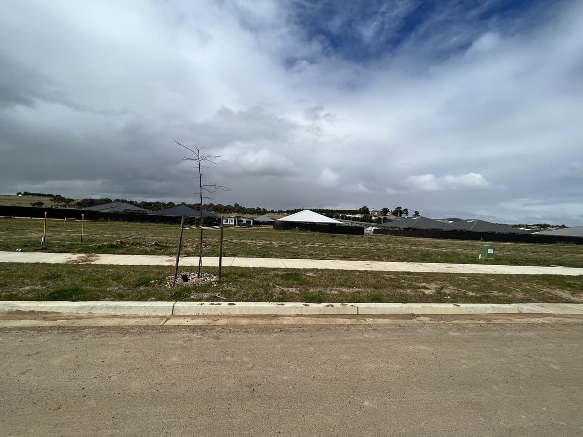 36 Bonneville Boulevarde, Goulburn, Goulburn - Thumbnail 3