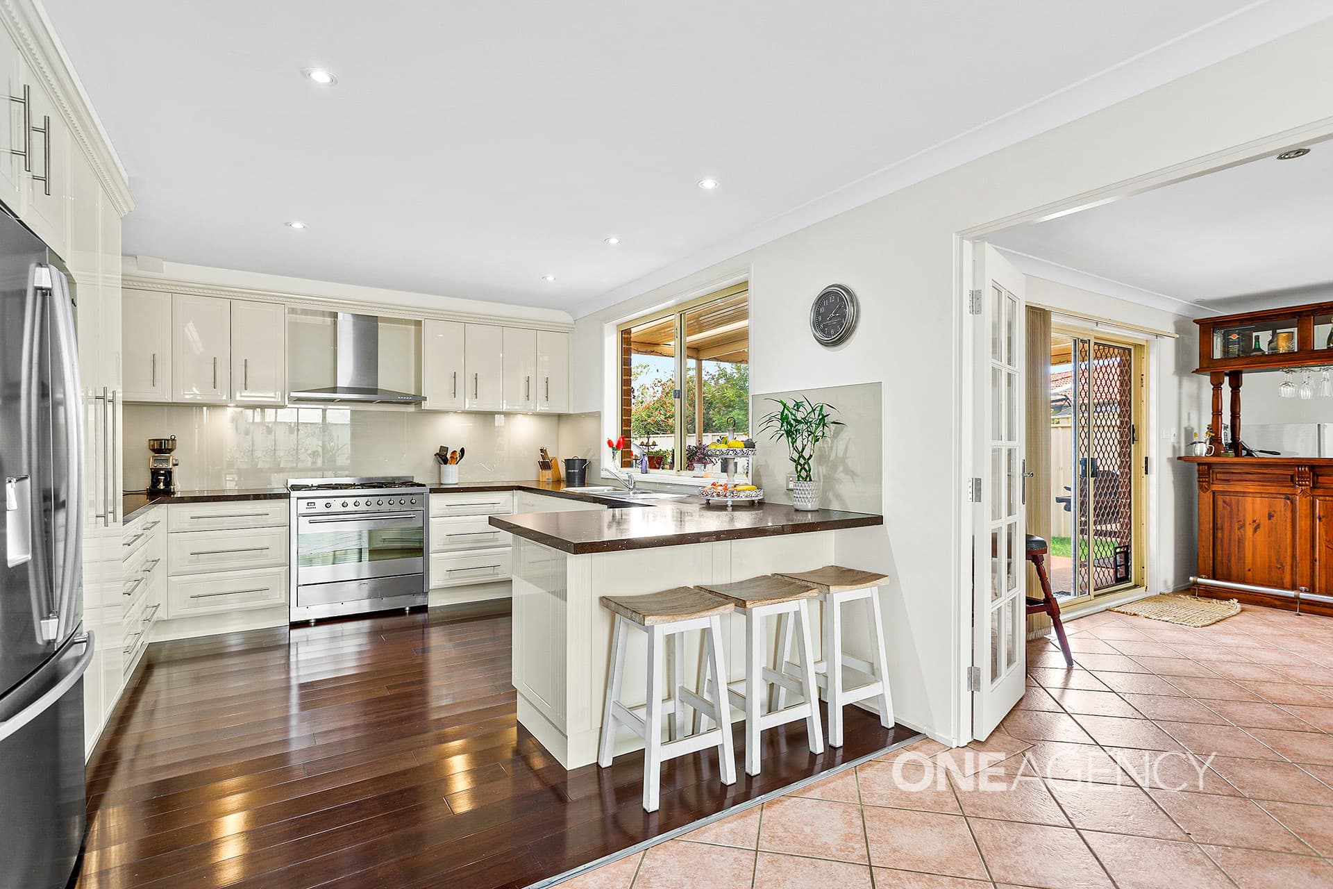 86 Sunnybank Crescent, Horsley, Horsley - Thumbnail 2
