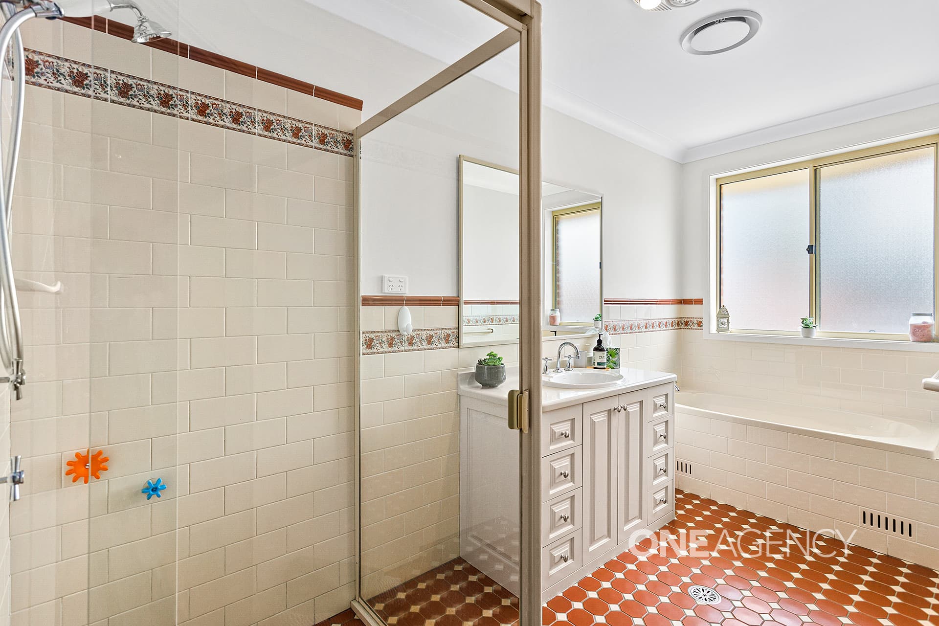 86 Sunnybank Crescent, Horsley, Horsley - Thumbnail 8