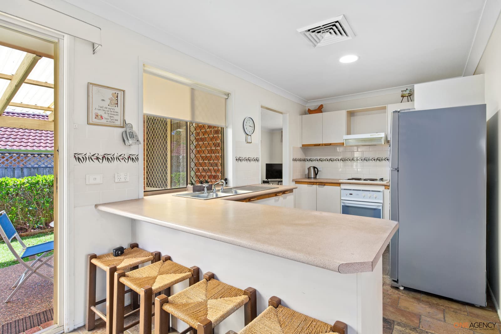 13 Allen Place, Menai, Menai - Thumbnail 4