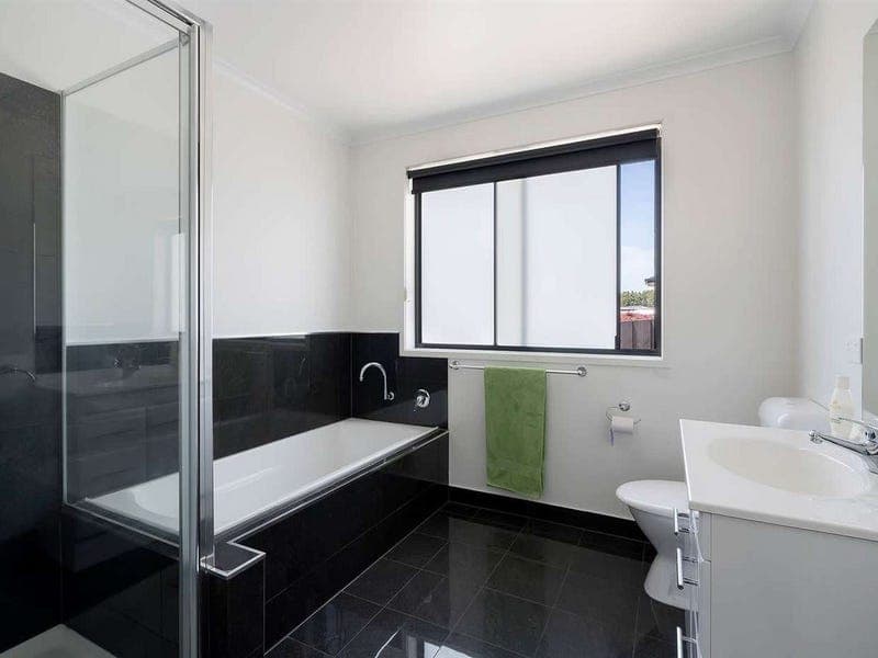 1/8 Hales Street, Penguin, Penguin - Image 1