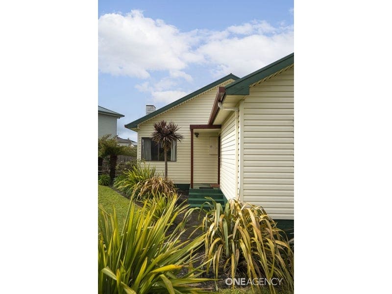 17 Cabot Street, Acton, Acton - Thumbnail 3