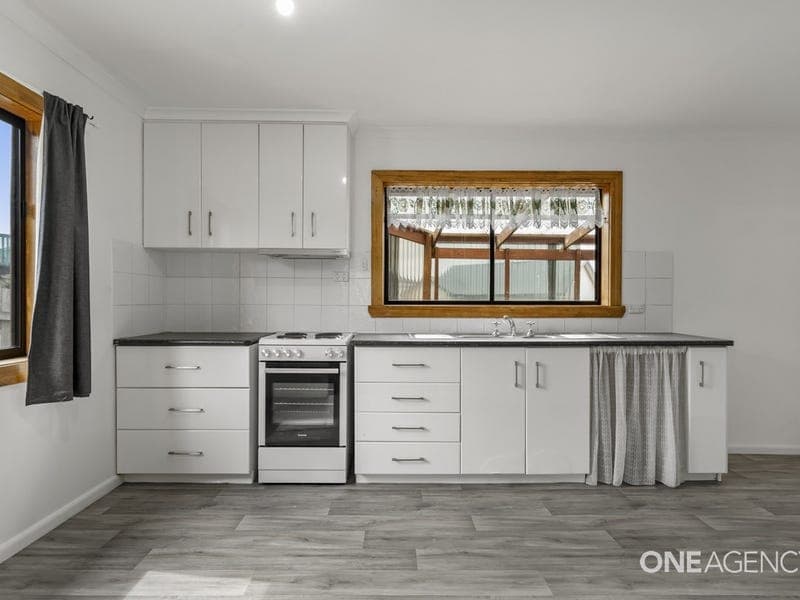 17 Cabot Street, Acton, Acton - Thumbnail 4