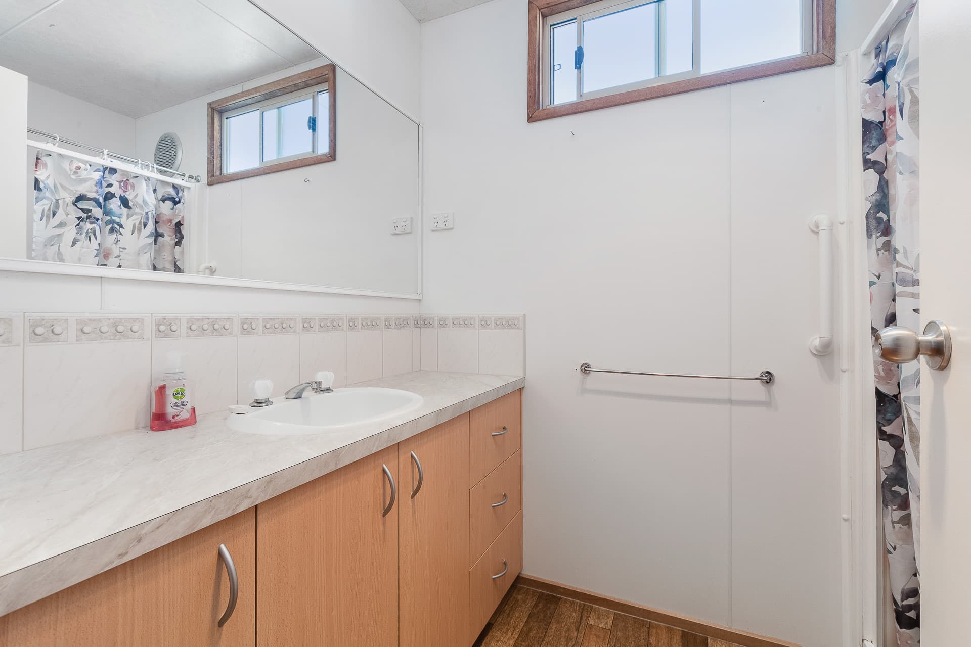 7 Yacht Court, Hastings, Hastings - Thumbnail 8