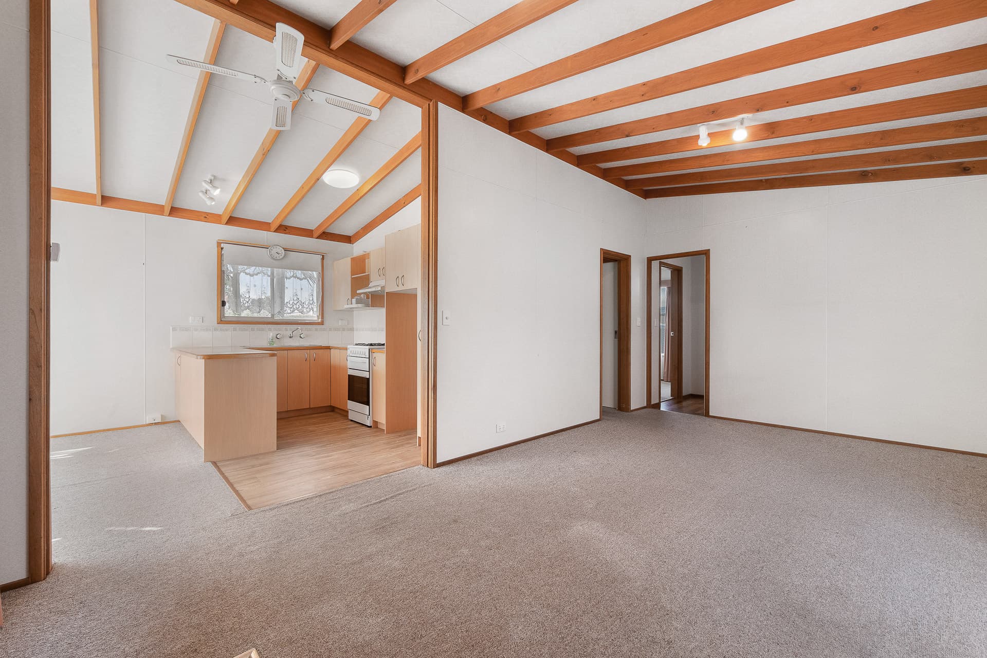 7 Yacht Court, Hastings, Hastings - Thumbnail 4
