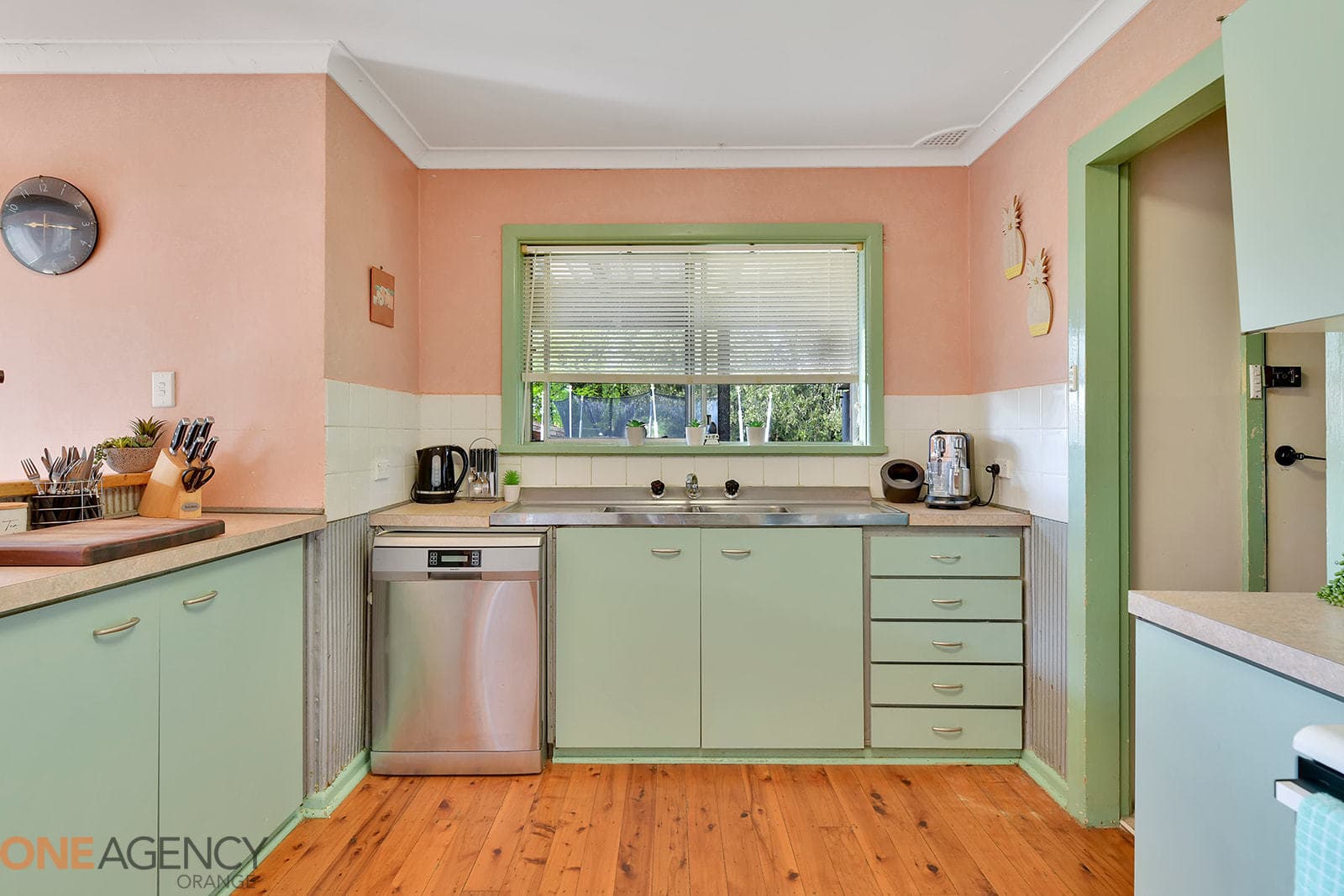 39 Coronation Drive, Orange, Orange - Thumbnail 4