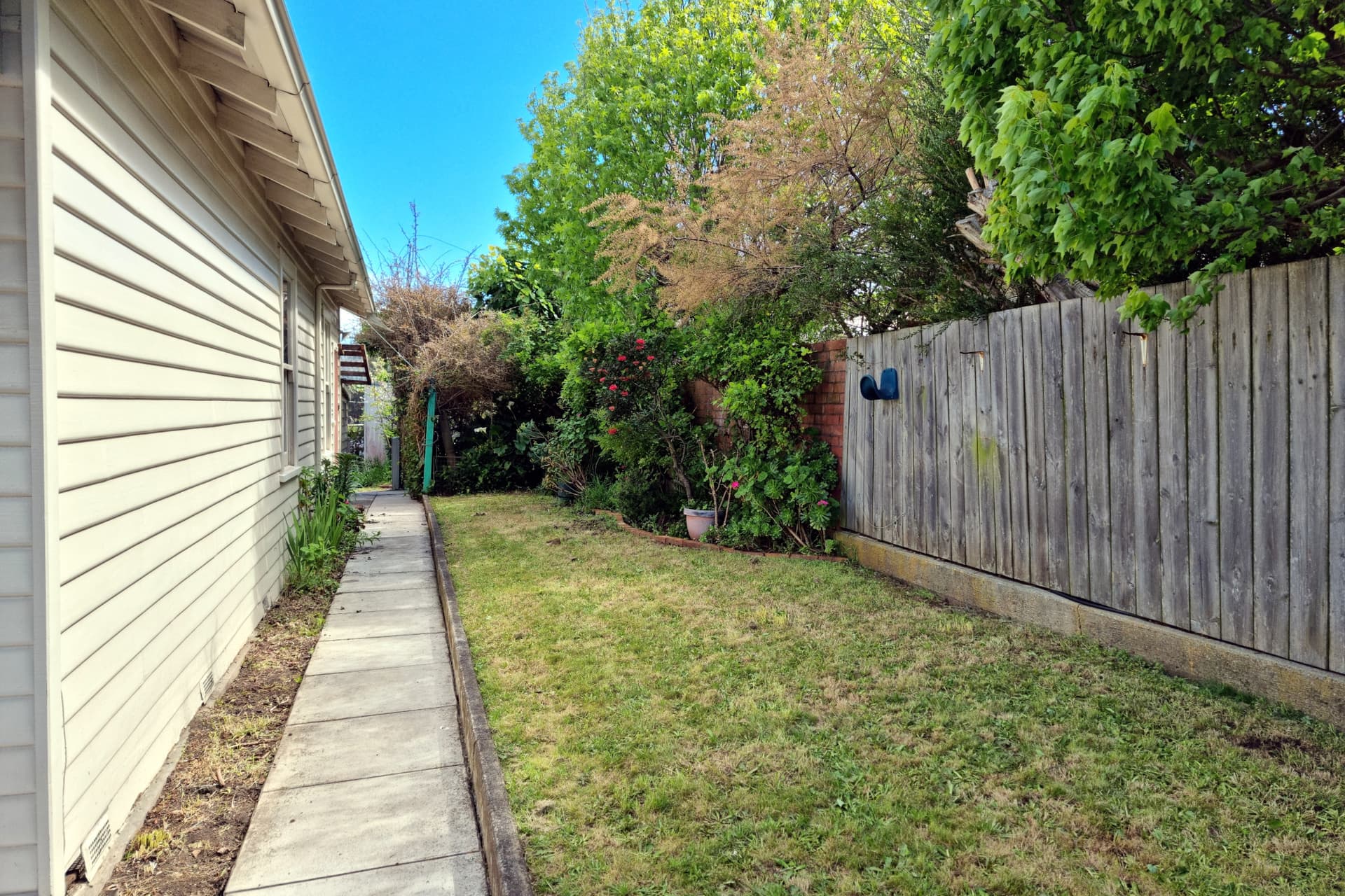 2 Lapthorne Close, Don, Don - Thumbnail 6