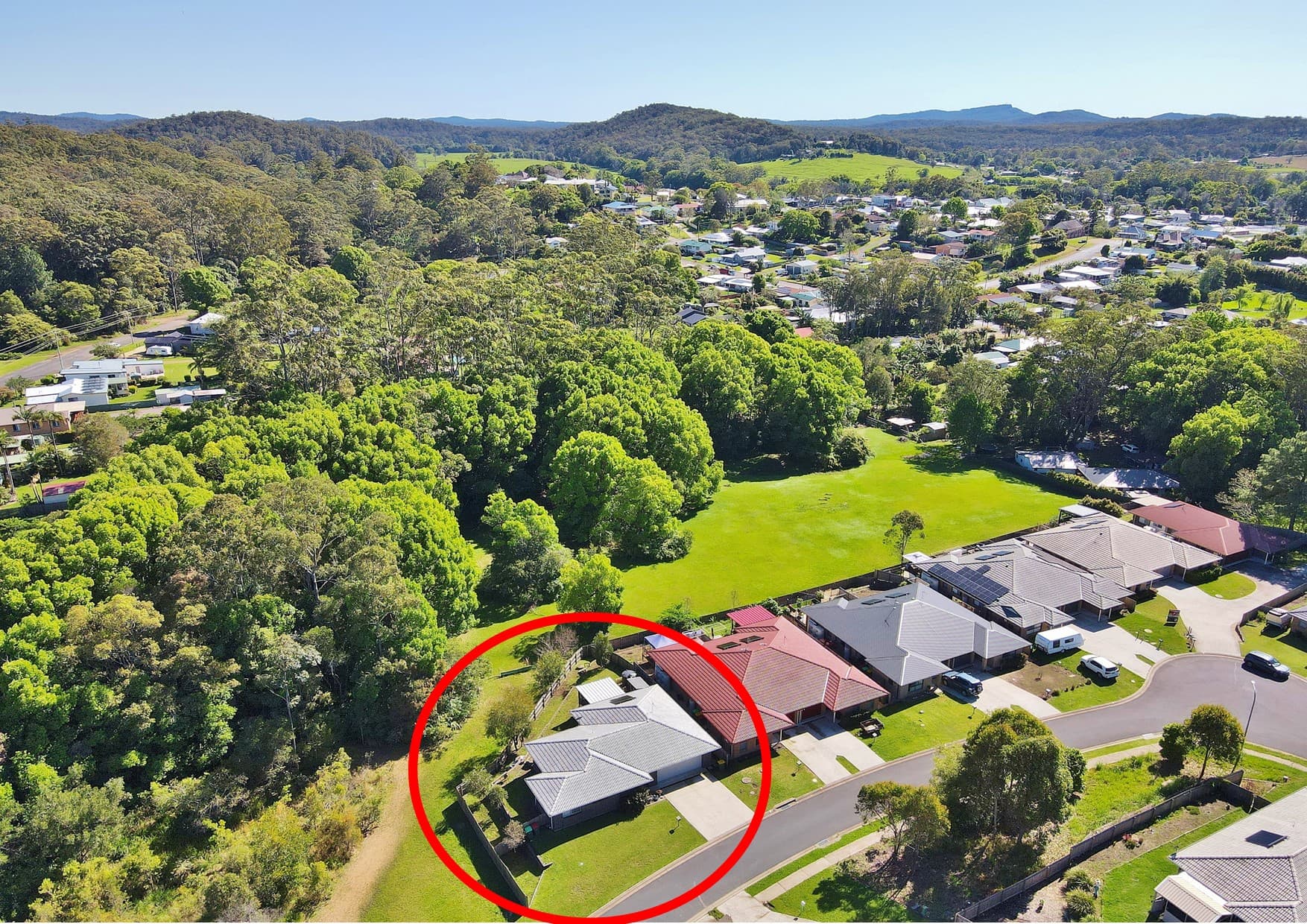 7 Charlotte Place, Kendall, Kendall - Thumbnail 7
