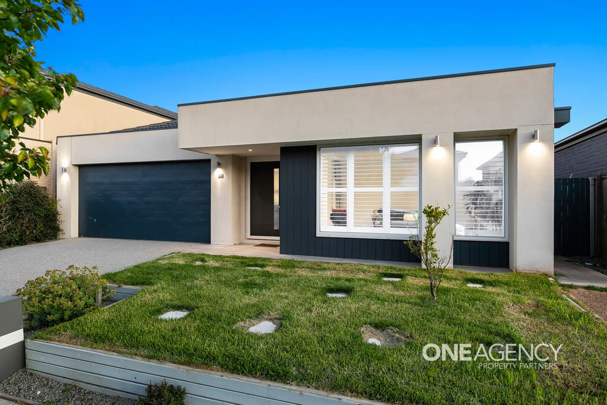 32 Coastwatch Road, Point Cook, Point Cook - Image 1