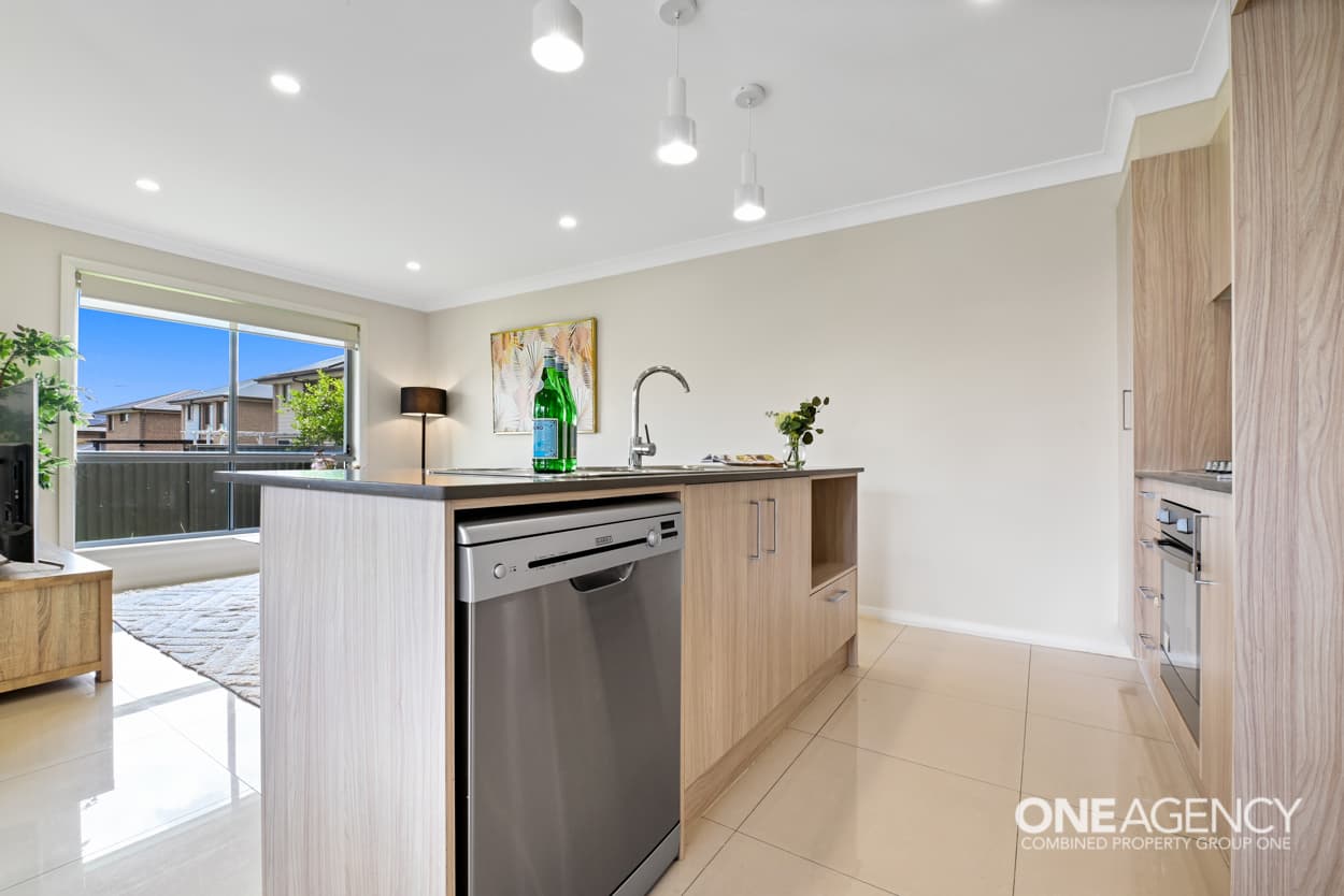 17 Gloucester Street, Schofields, Schofields - Thumbnail 5