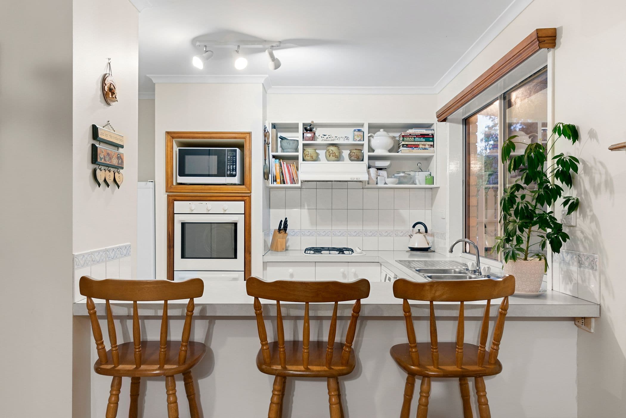 11 John Vear Close, Hastings, Hastings - Thumbnail 3