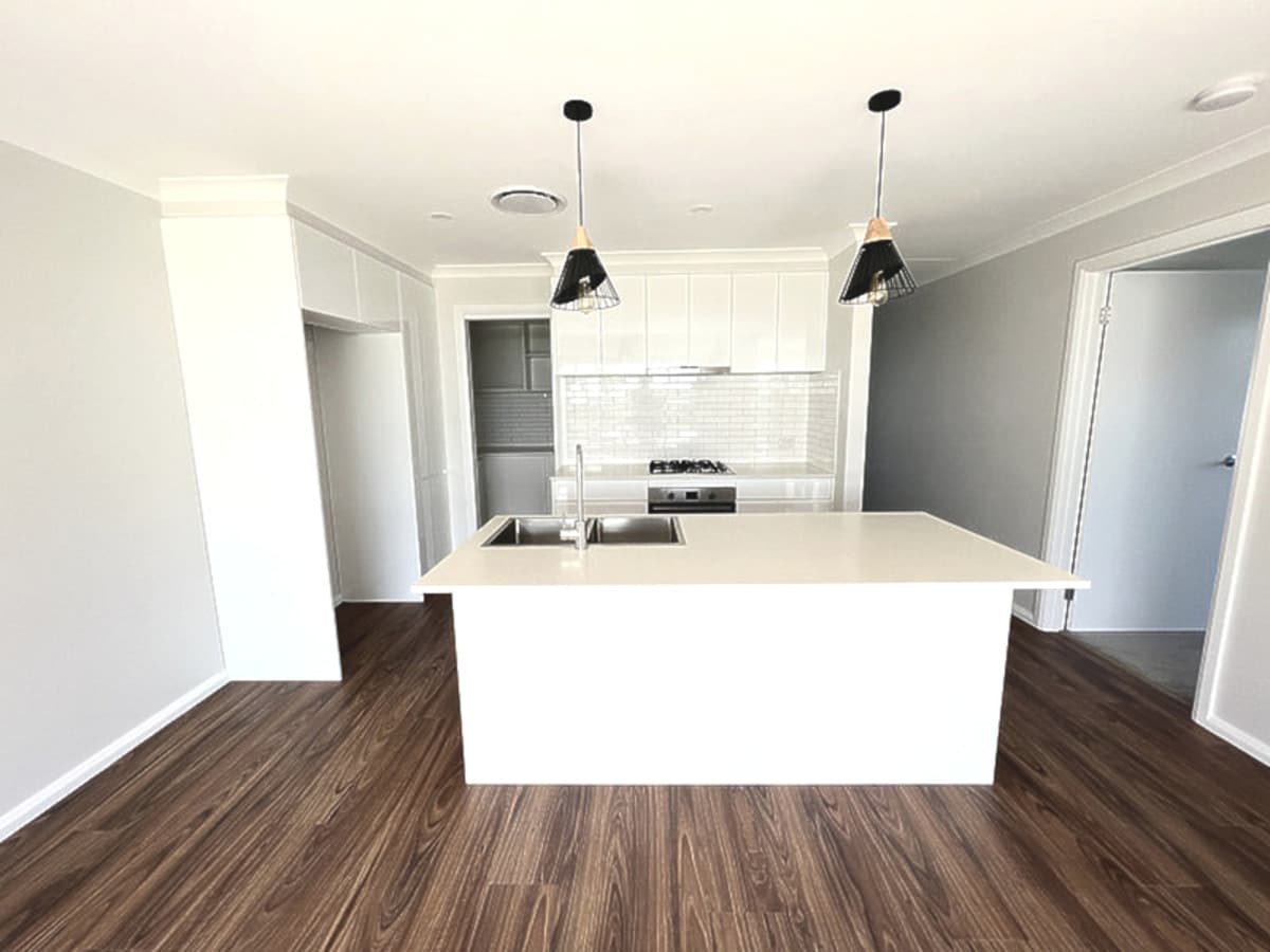 31 Quiberon Way, Goulburn, Goulburn - Thumbnail 3