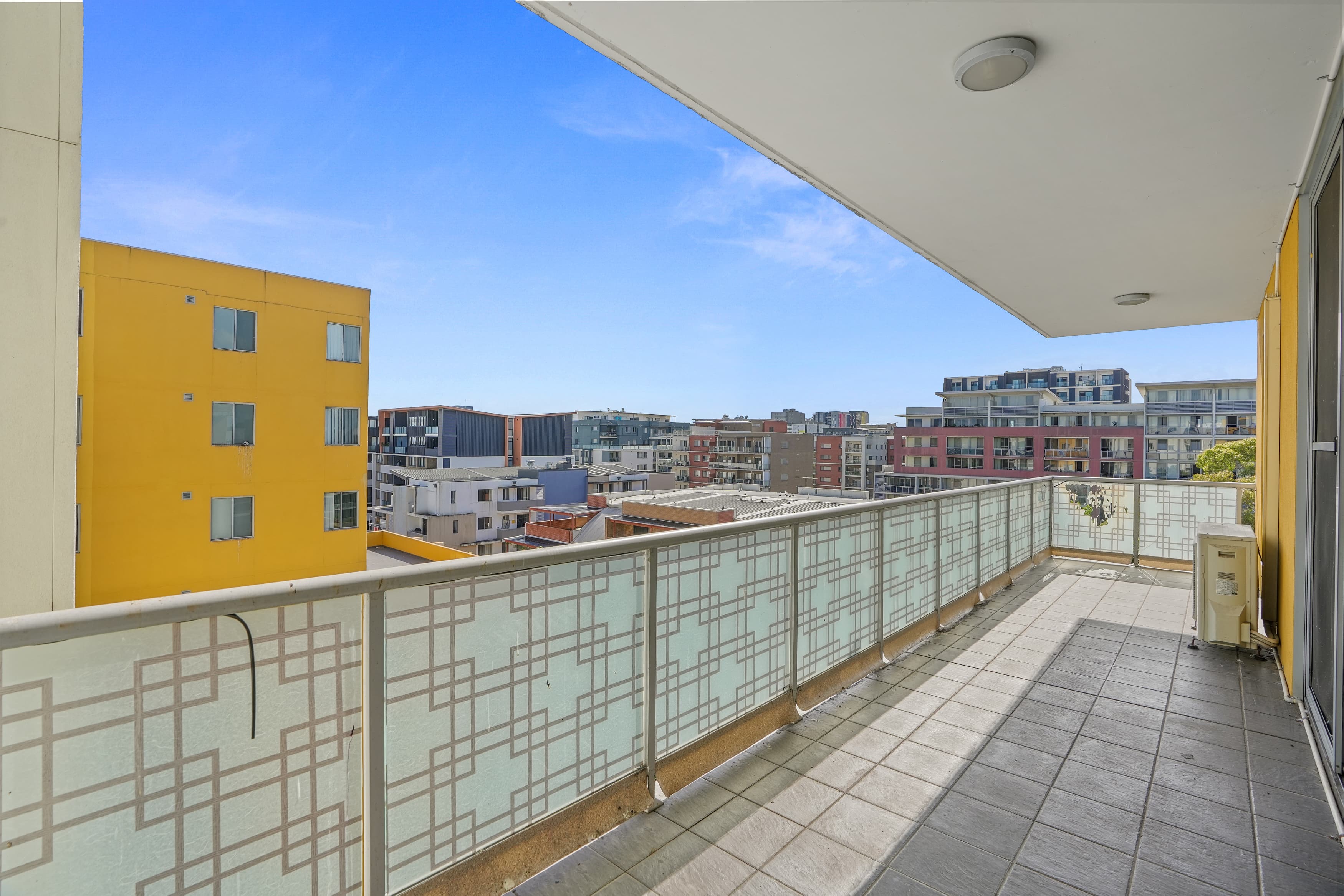 42/10-16 Castlereagh Street, Liverpool, Liverpool - Thumbnail 2