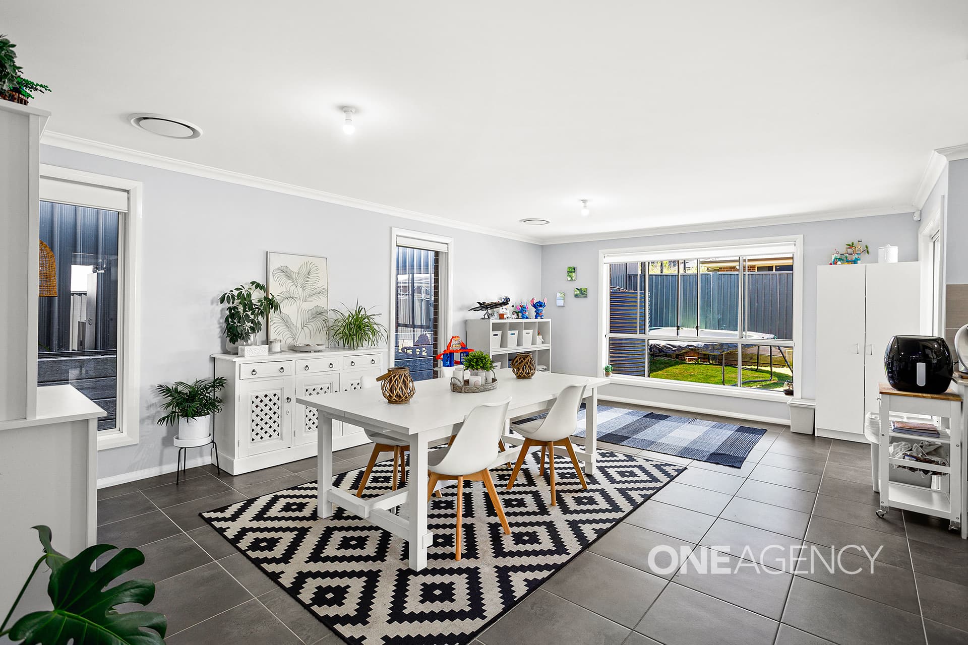 14 Brotheridge Avenue, Calderwood, Calderwood - Thumbnail 3