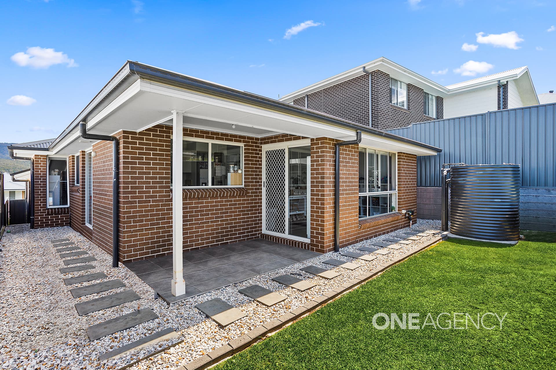 14 Brotheridge Avenue, Calderwood, Calderwood - Thumbnail 8
