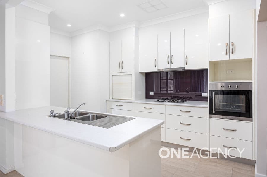 11 BOLGER Avenue, Mount Austin, Mount Austin - Thumbnail 3