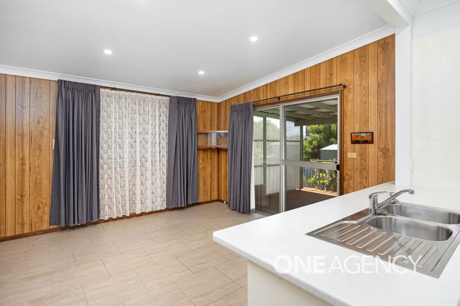 11 BOLGER Avenue, Mount Austin, Mount Austin - Thumbnail 4