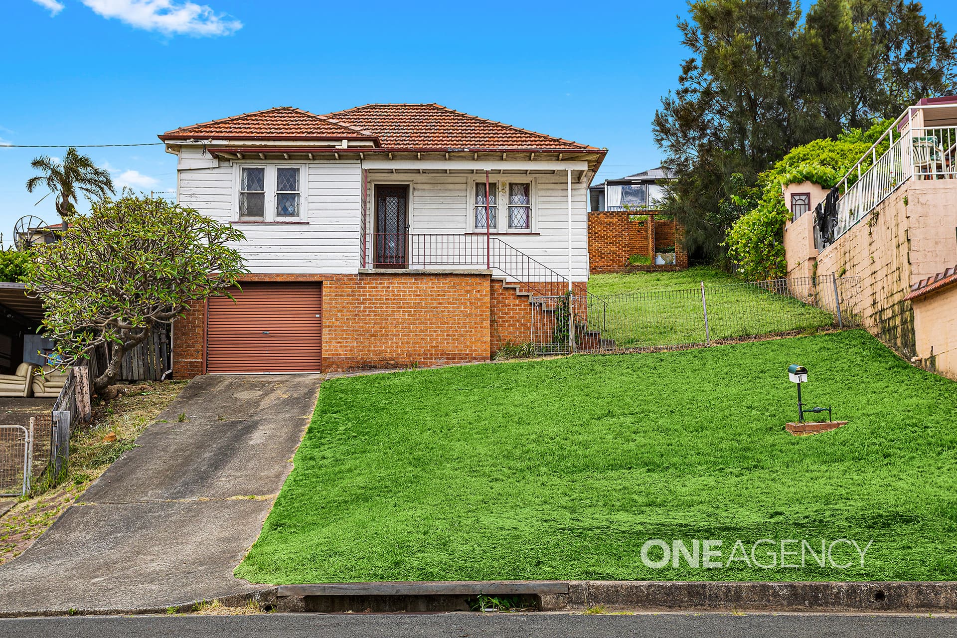 12 Malcolm Avenue, Cringila, Cringila - Image 1