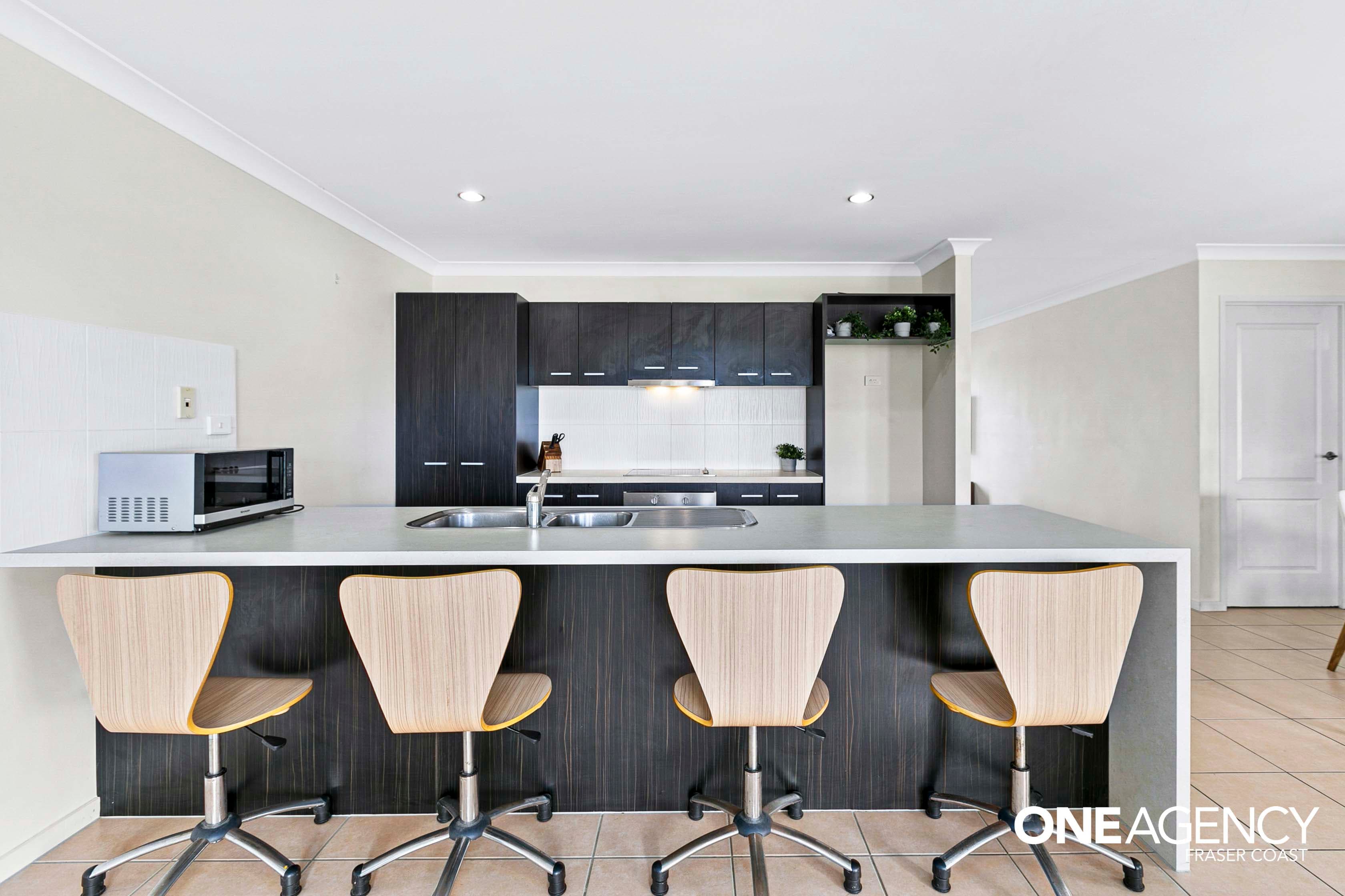 13 Golden Grove Court, Eli Waters, Eli Waters - Thumbnail 6