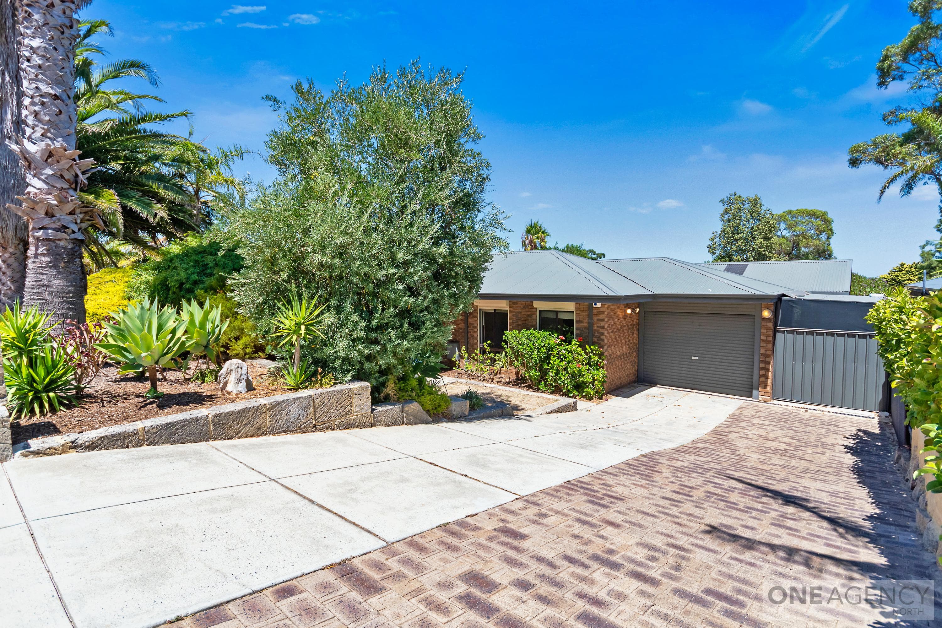 35 Treetop Avenue, Edgewater, Edgewater - Thumbnail 3