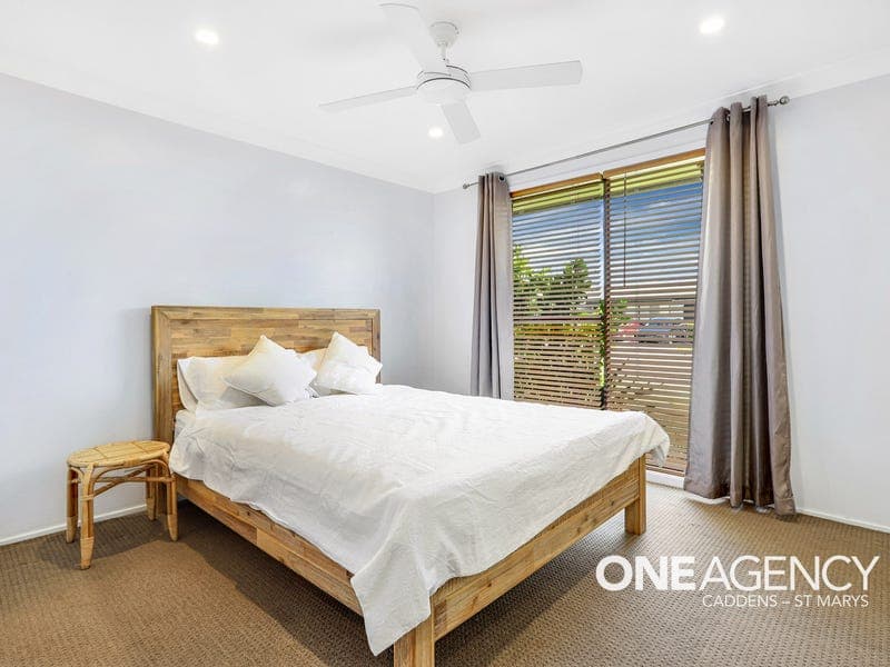 30 Pine Creek Circuit, St Clair, St Clair - Thumbnail 6