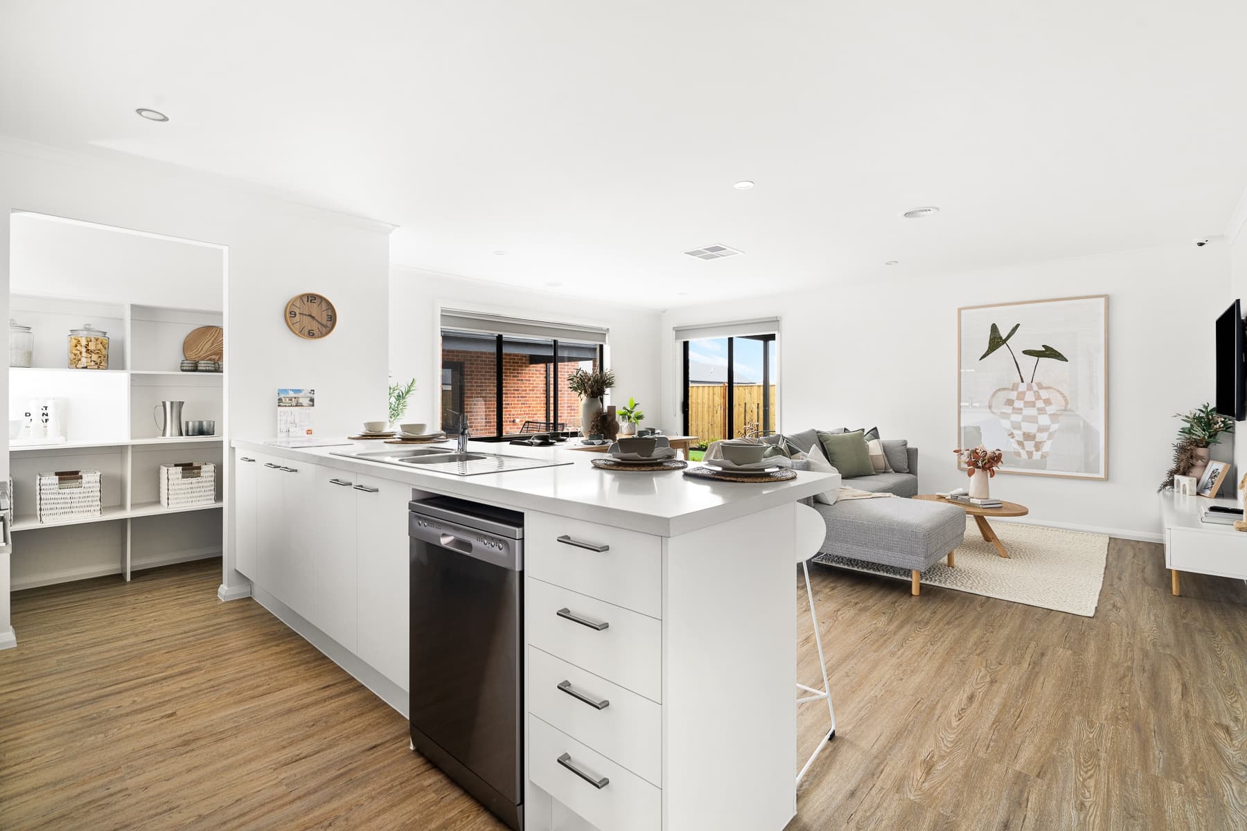 40 Gascoyne Circuit, Lara, Lara - Thumbnail 2