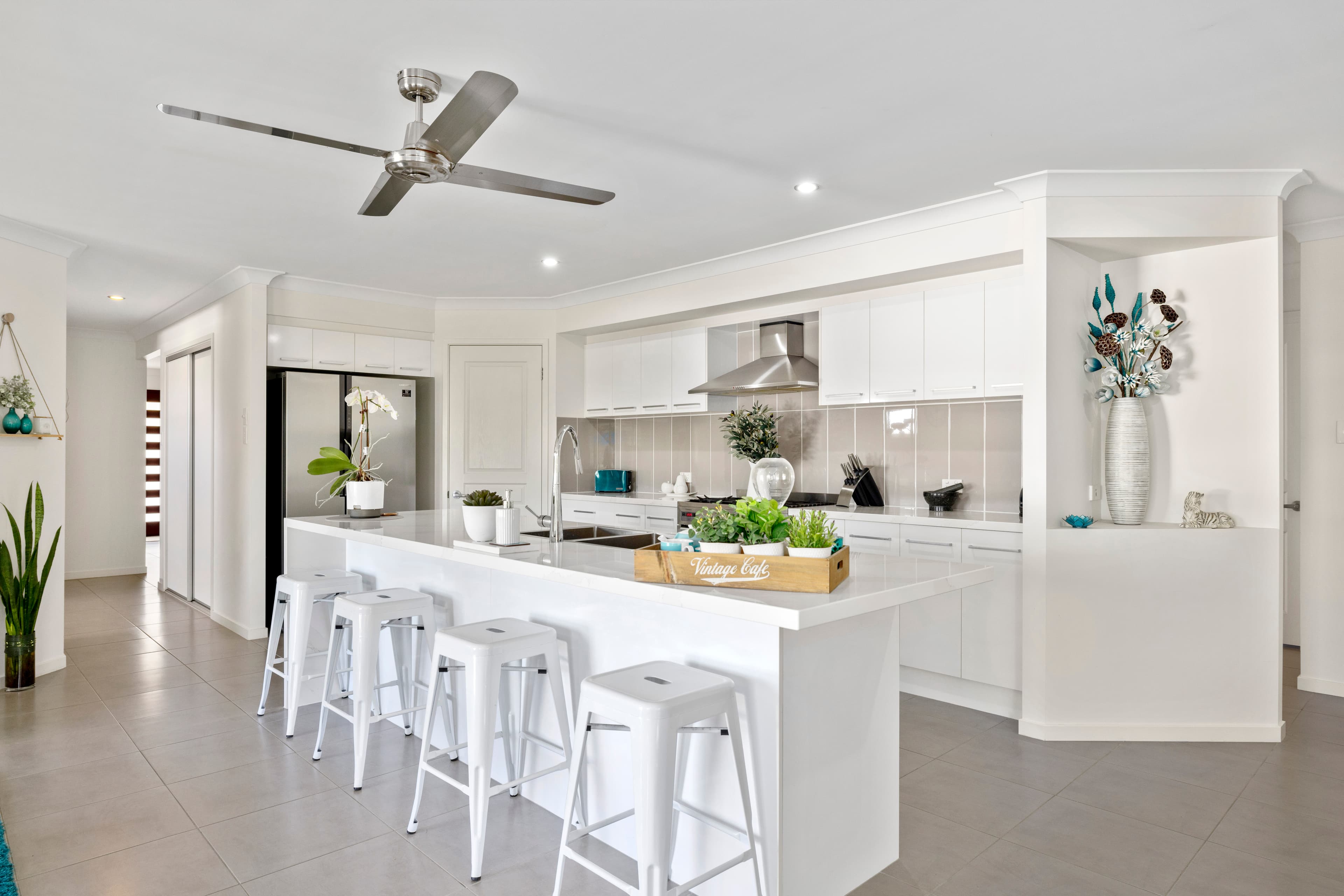 8 Walker Close, Coffs Harbour, Coffs Harbour - Thumbnail 5
