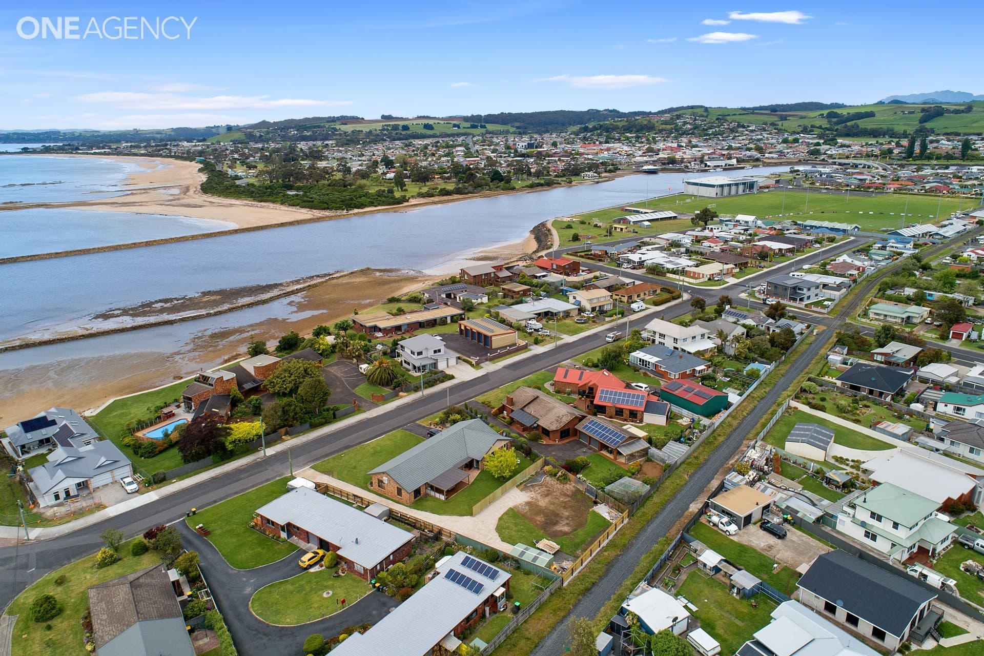 21 Braddon Street, West Ulverstone, West Ulverstone - Thumbnail 3