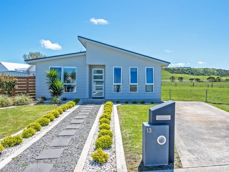 13 Juliana Court, Stanley, Stanley - Thumbnail 2