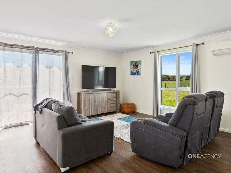 13 Juliana Court, Stanley, Stanley - Thumbnail 5