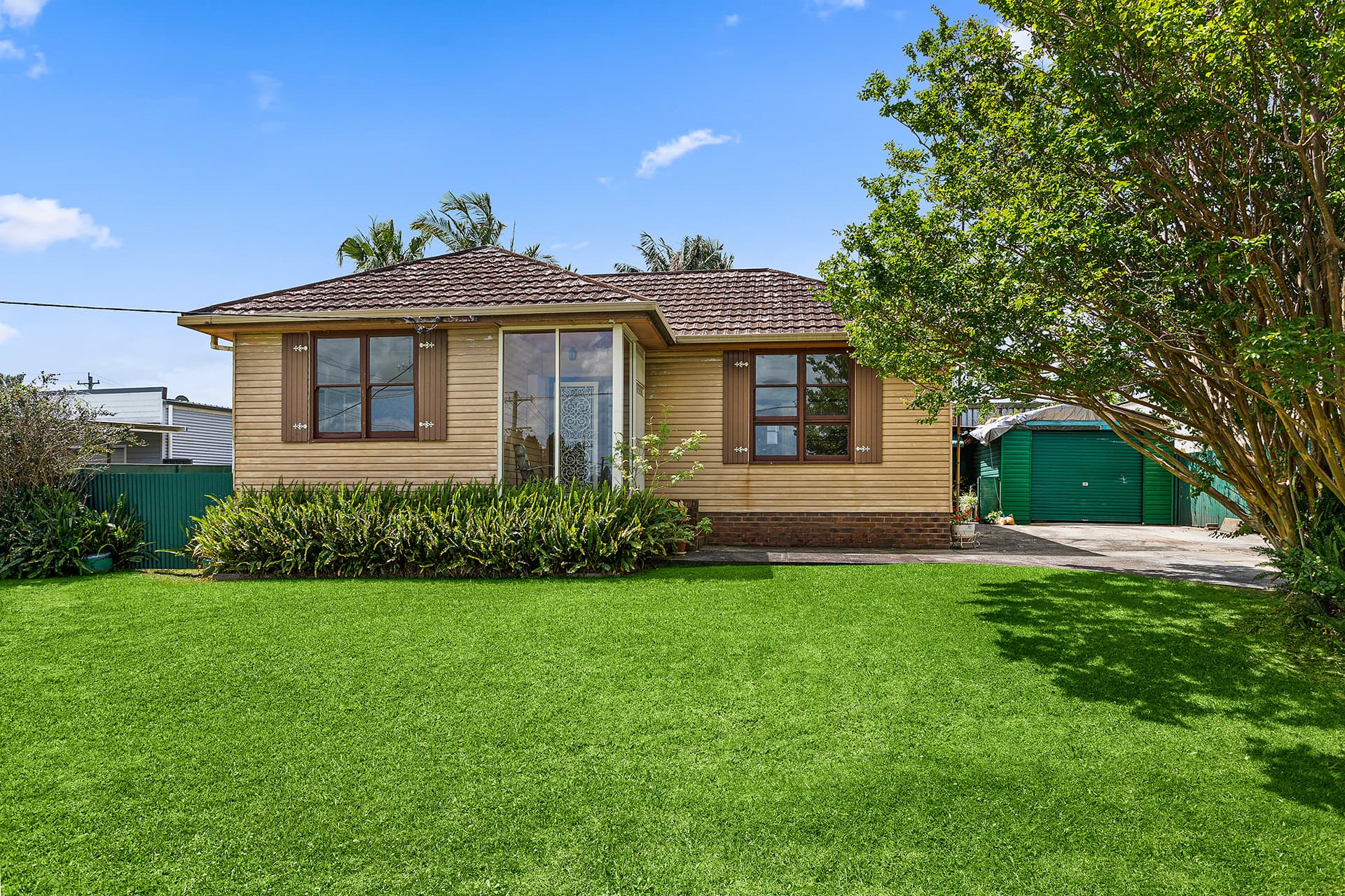 10 Mountbatten Avenue, Corrimal, Corrimal - Image 1