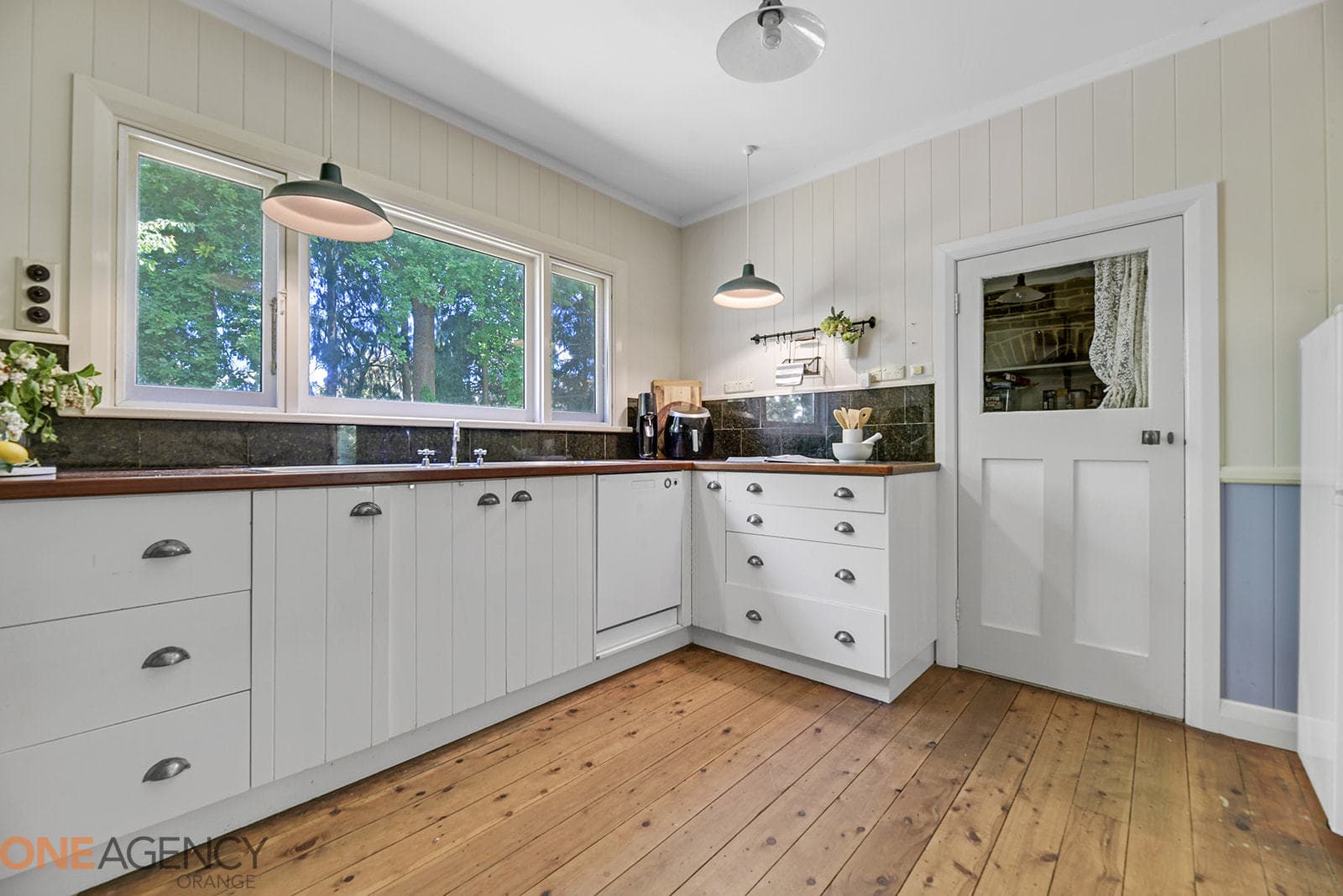 102 Berrilee Road, Orange, Orange - Thumbnail 4