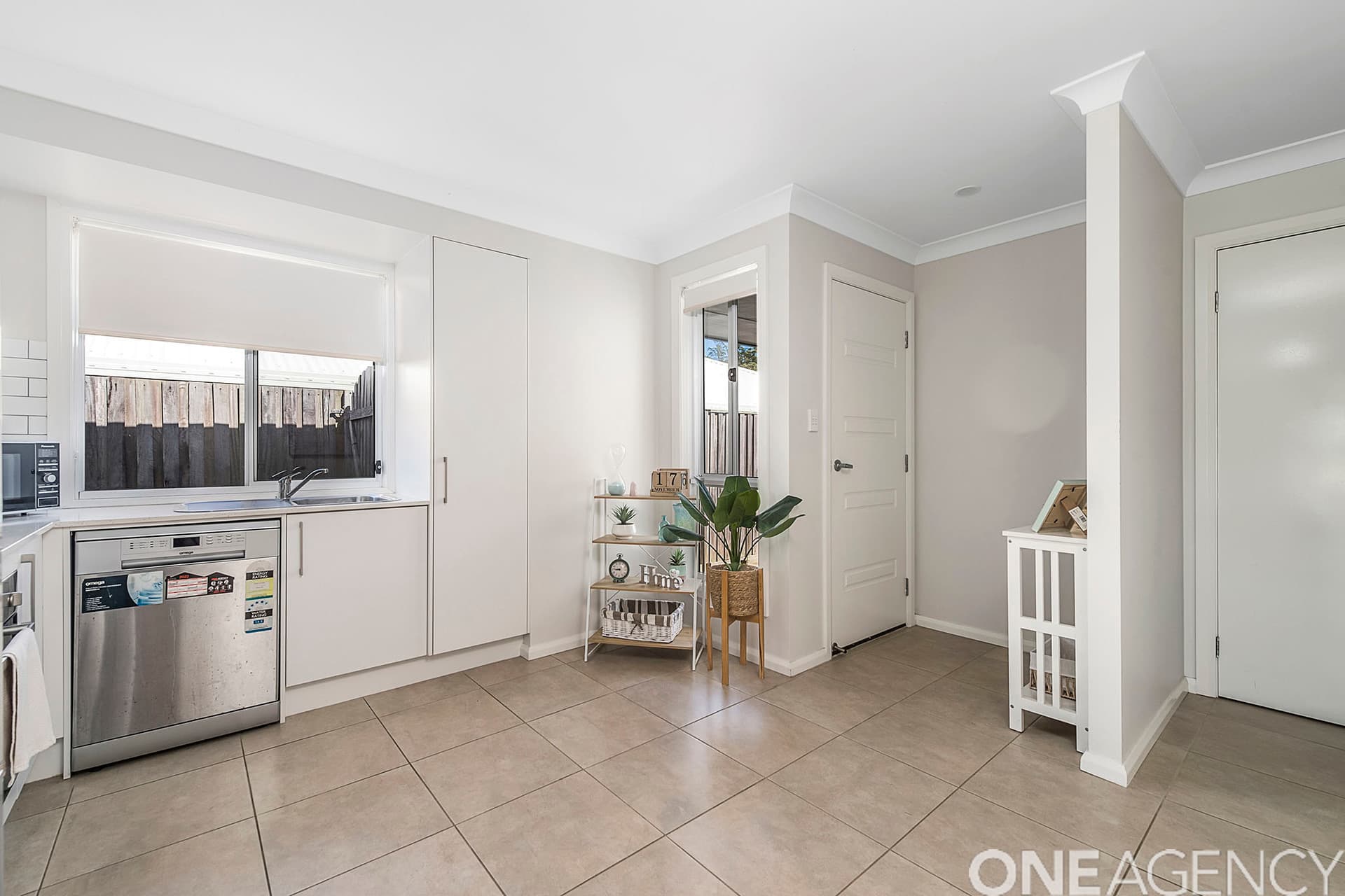 3B Whipcrack Terrace, Wauchope, Wauchope - Thumbnail 3