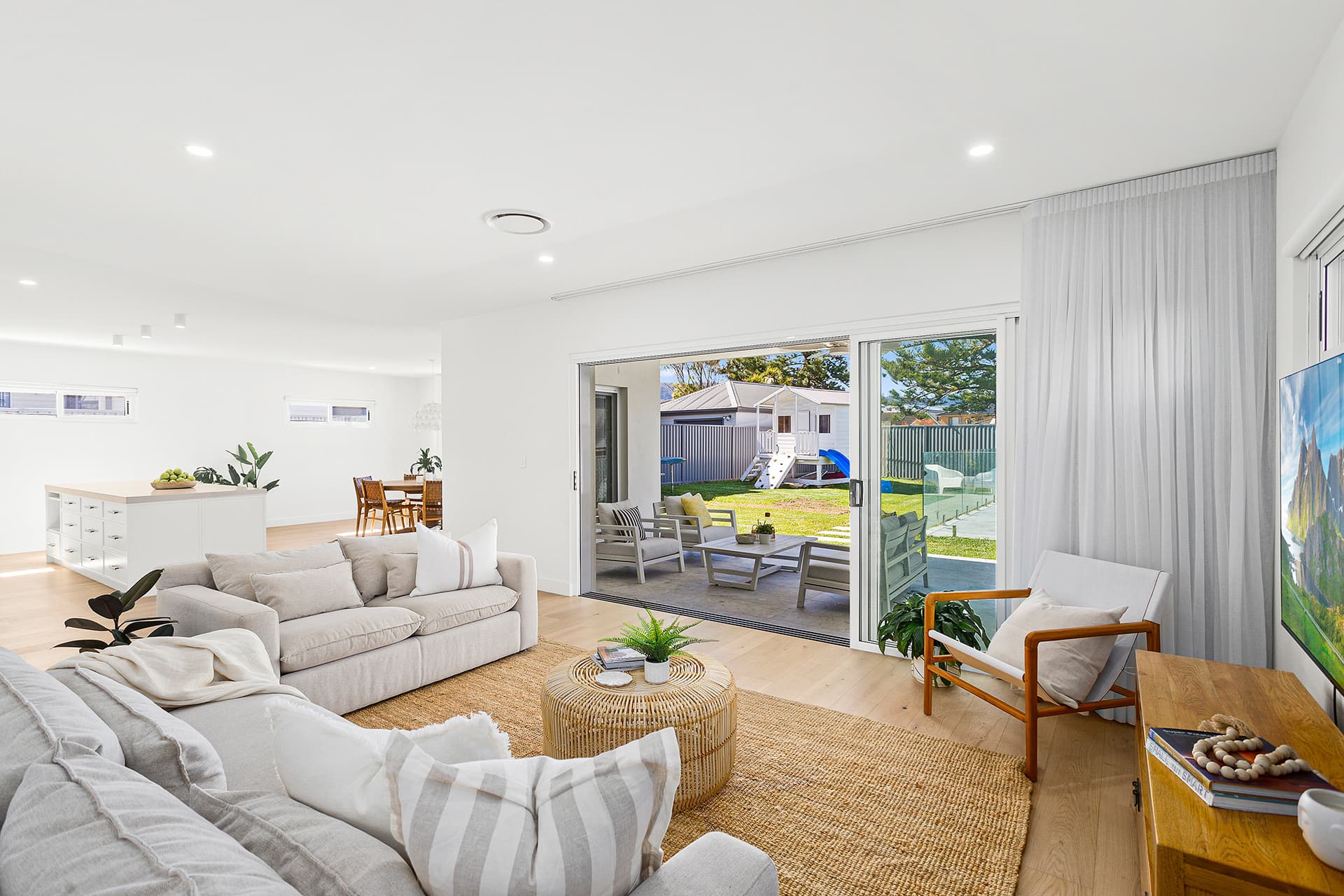 2 Lassiter Avenue, Woonona, Woonona - Thumbnail 4