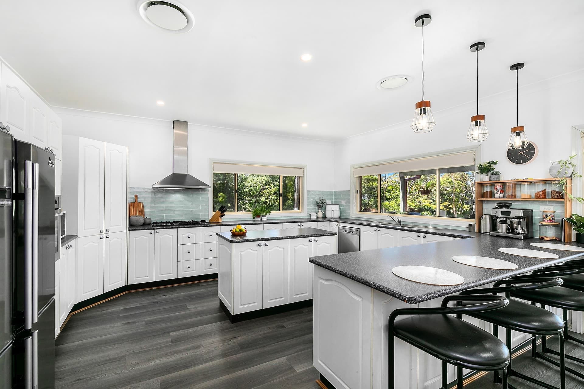 1 Cambourn Drive, Lisarow, Lisarow - Thumbnail 4