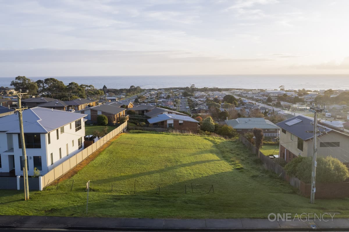 61A Pelissier Street, Somerset, Somerset - Image 1
