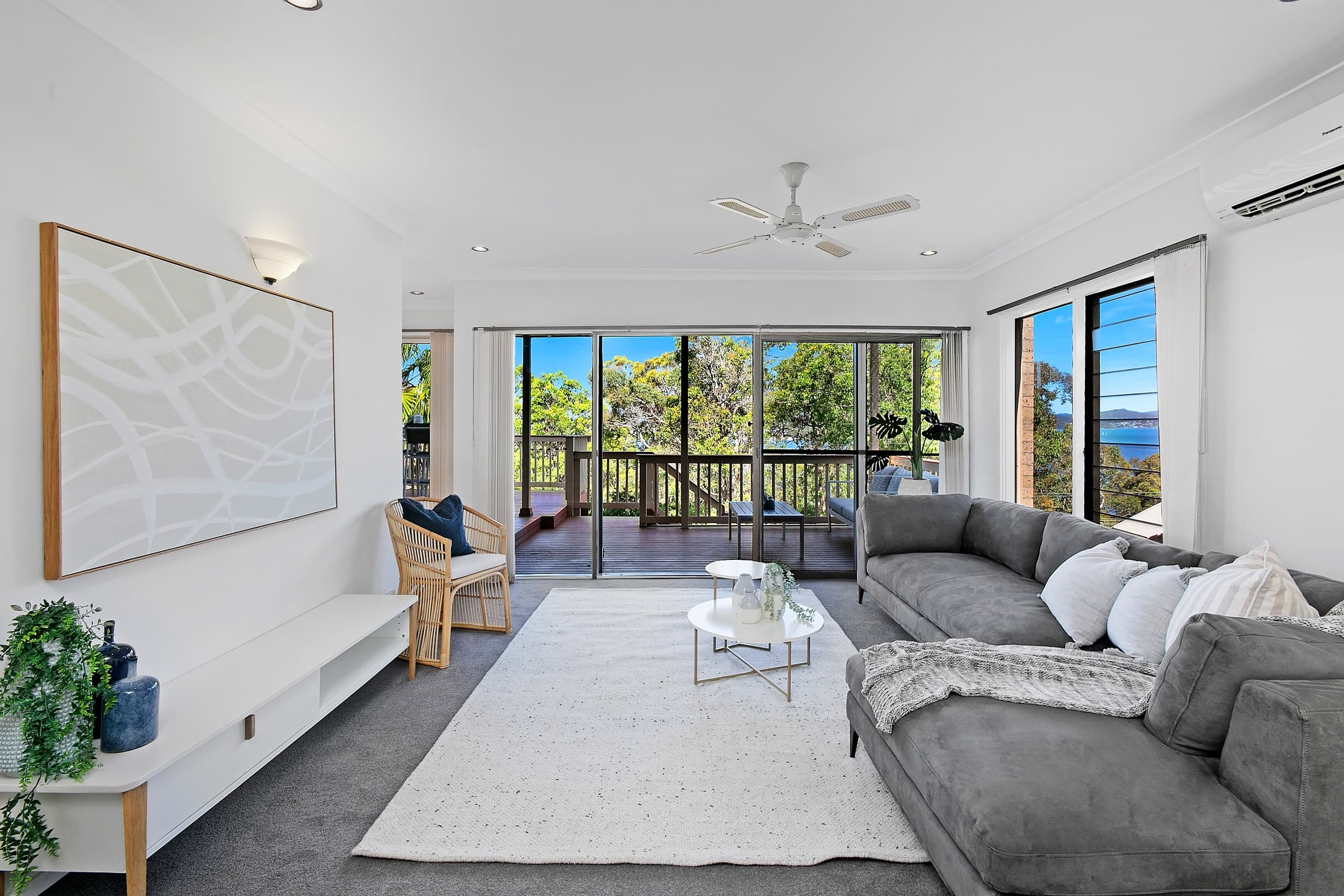 107 Brisbane Water Drive, Point Clare, Point Clare - Thumbnail 2