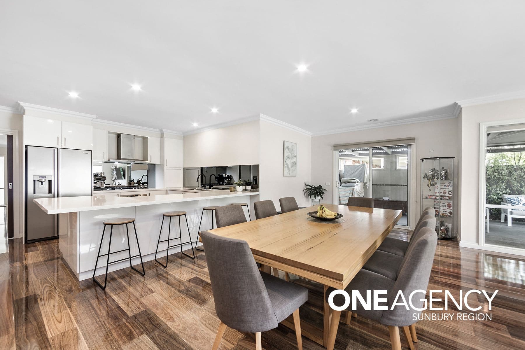 16 Jardine Crescent, Sunbury, Sunbury - Thumbnail 4