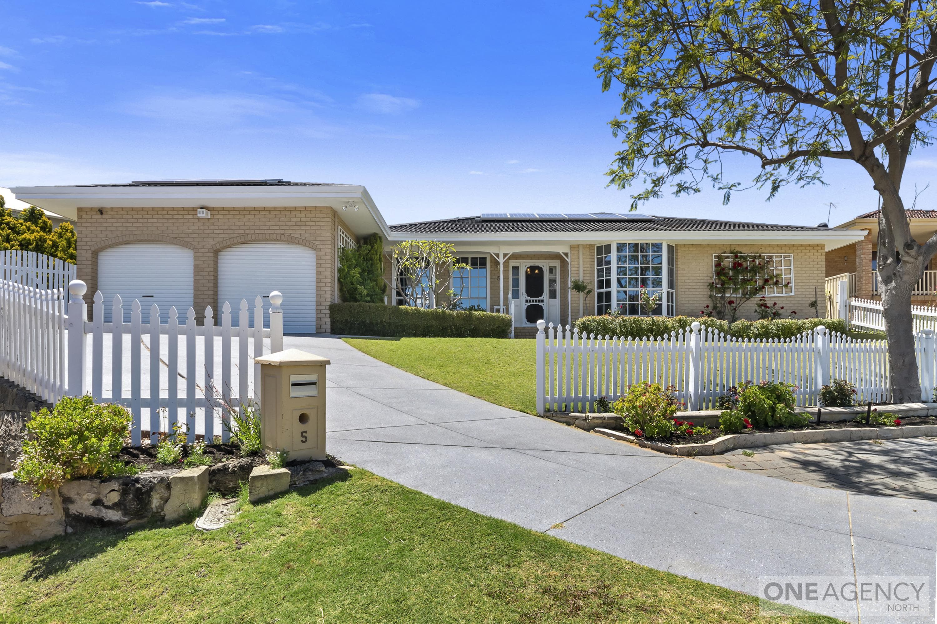 5 Coll Place, Warwick, Warwick - Thumbnail 2