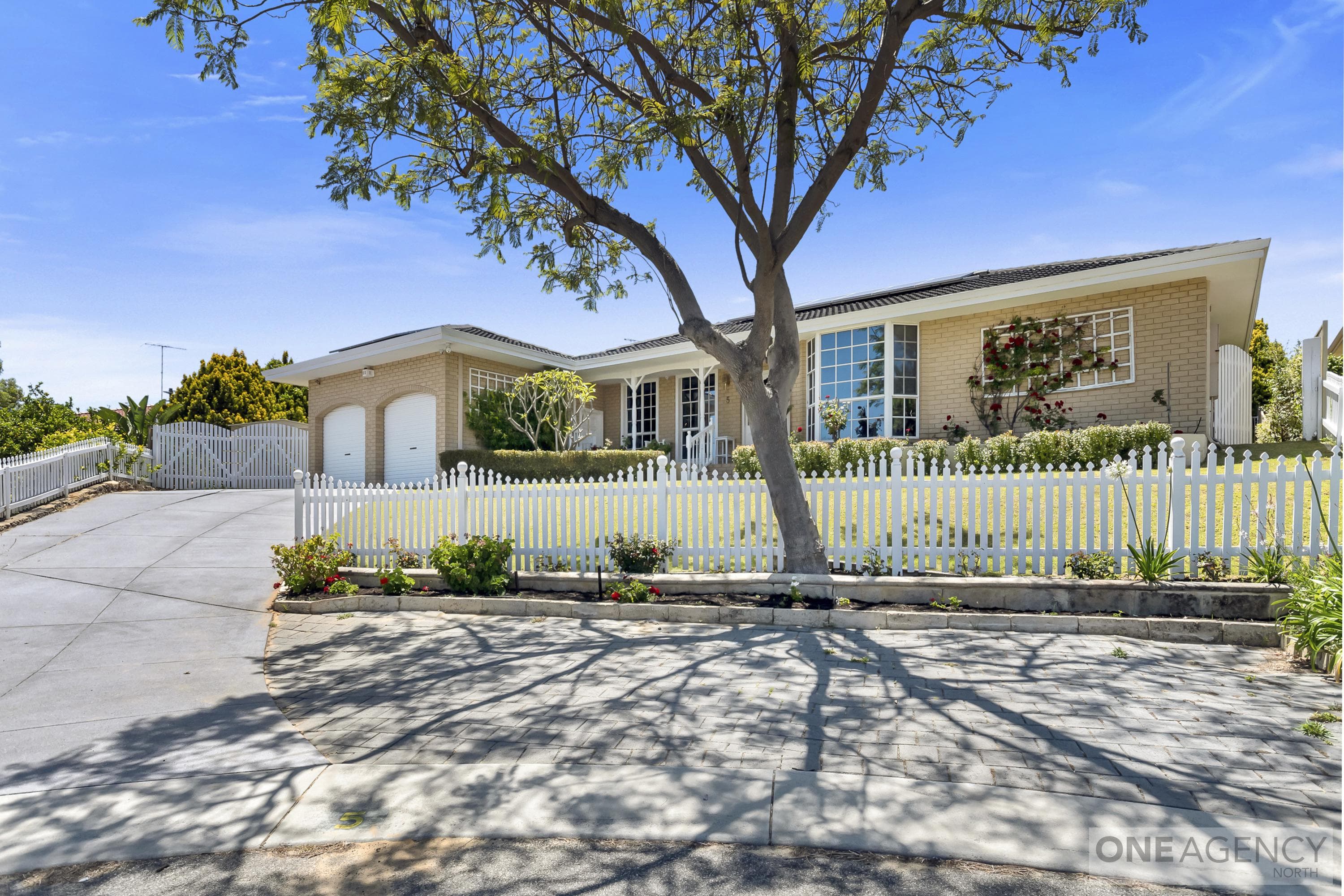 5 Coll Place, Warwick, Warwick - Image 1