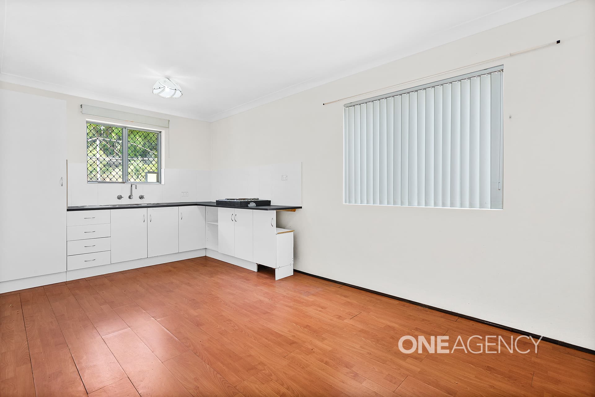43 Rowland Avenue, Wollongong, Wollongong - Thumbnail 6
