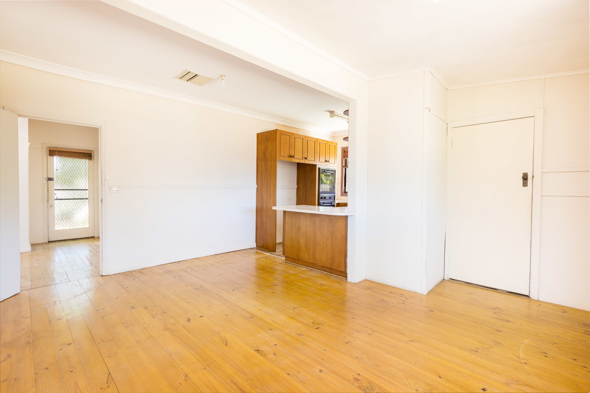 2 Waltham Avenue, Mildura, Mildura - Thumbnail 5